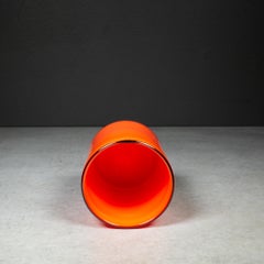 Orangefarbene Vase mit schwarzem Rand aus der Mitte des Jahrhunderts, ca. 1960