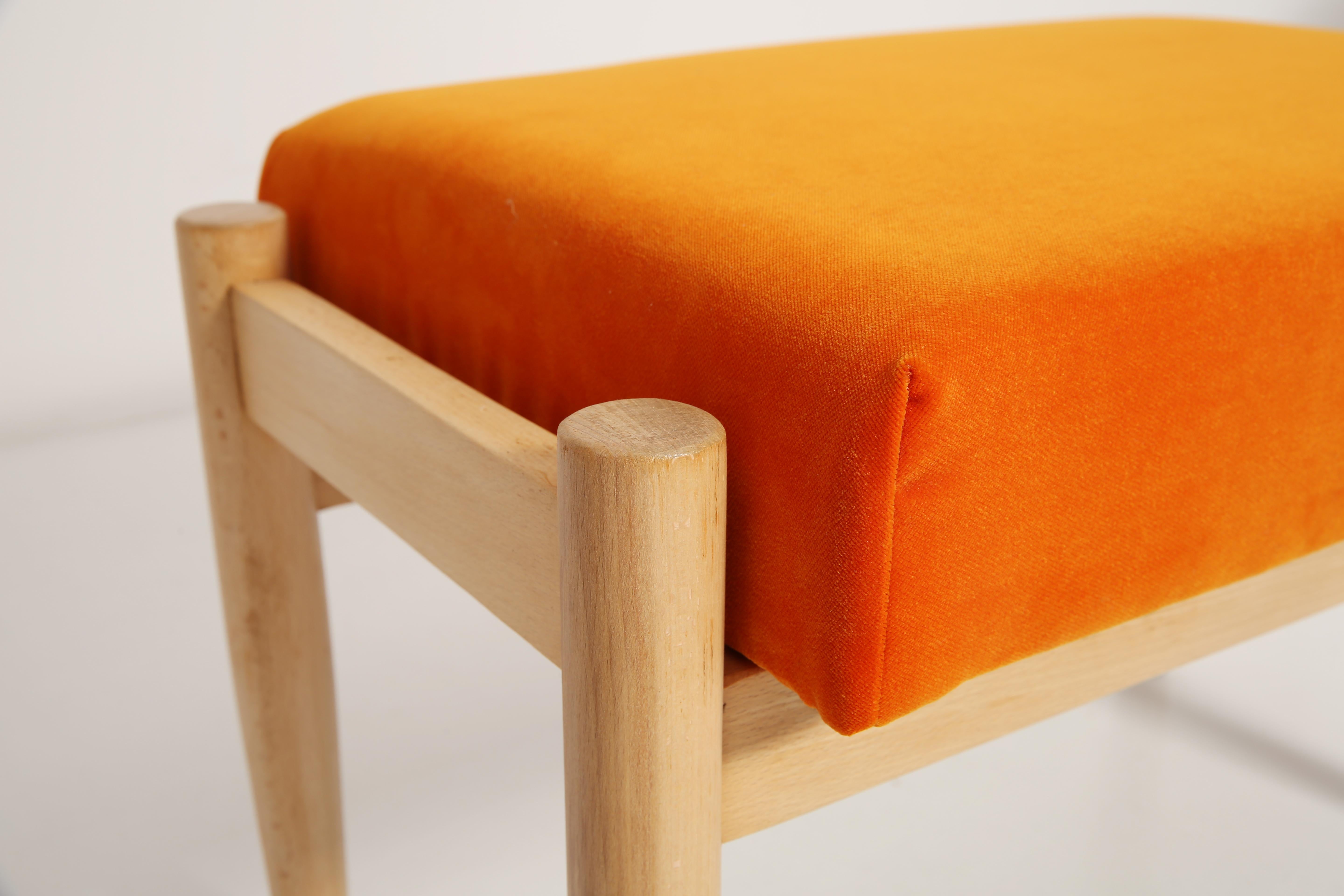 Mid-Century Orange Velvet Vintage Stool, Edmund Homa, 1960s In Excellent Condition For Sale In 05-080 Hornowek, PL