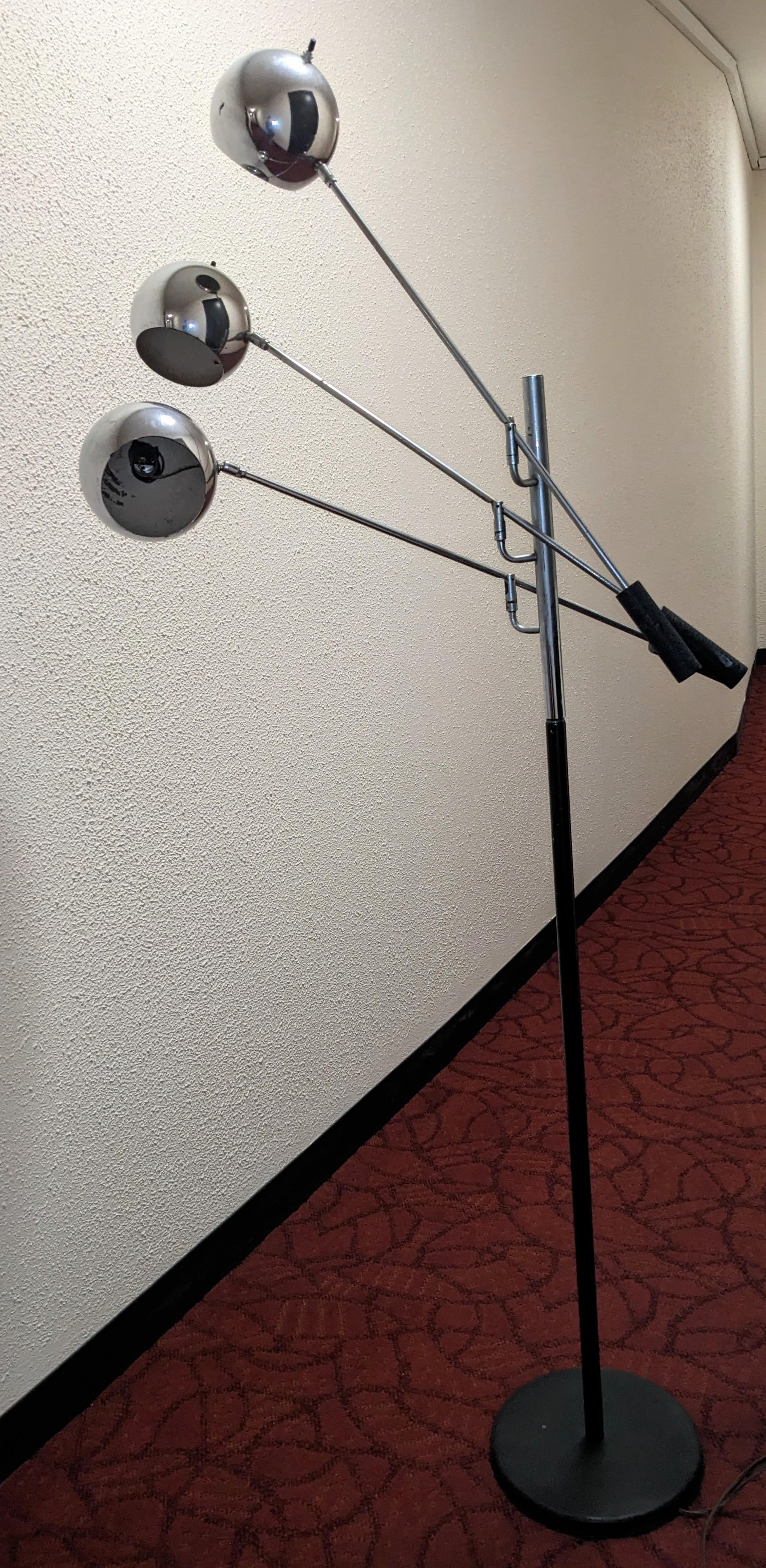 Mid Century Orbiter Lamp, Robert Sonneman For Sale 1