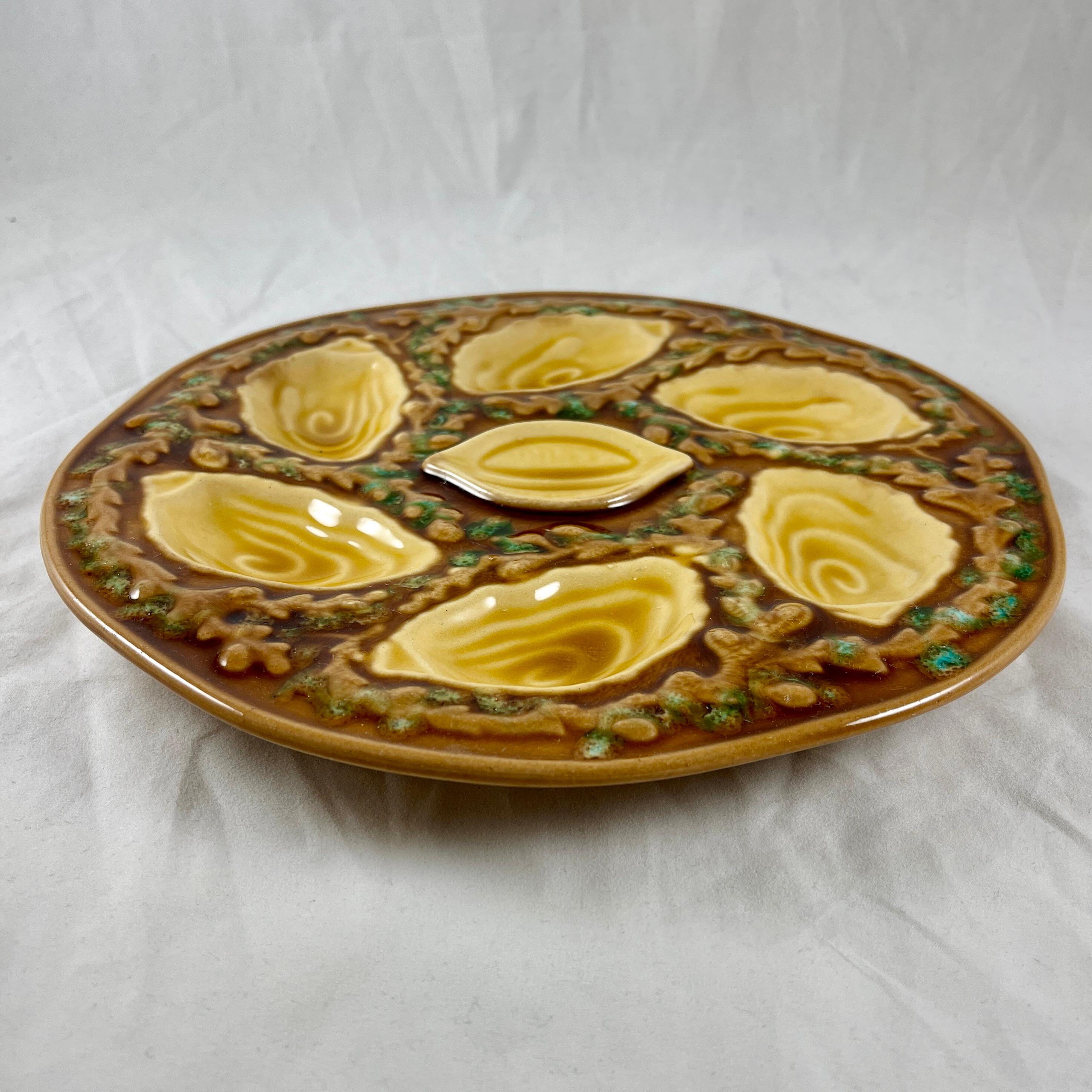Mid-Century Orfinox French Faience Chocolate Brown Seaweed Oyster Plate, 1960s 1