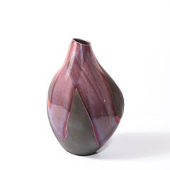 Mid-Century Organic Glazed Gray & Violet Keramik Studio Vase signiert Tony Evans