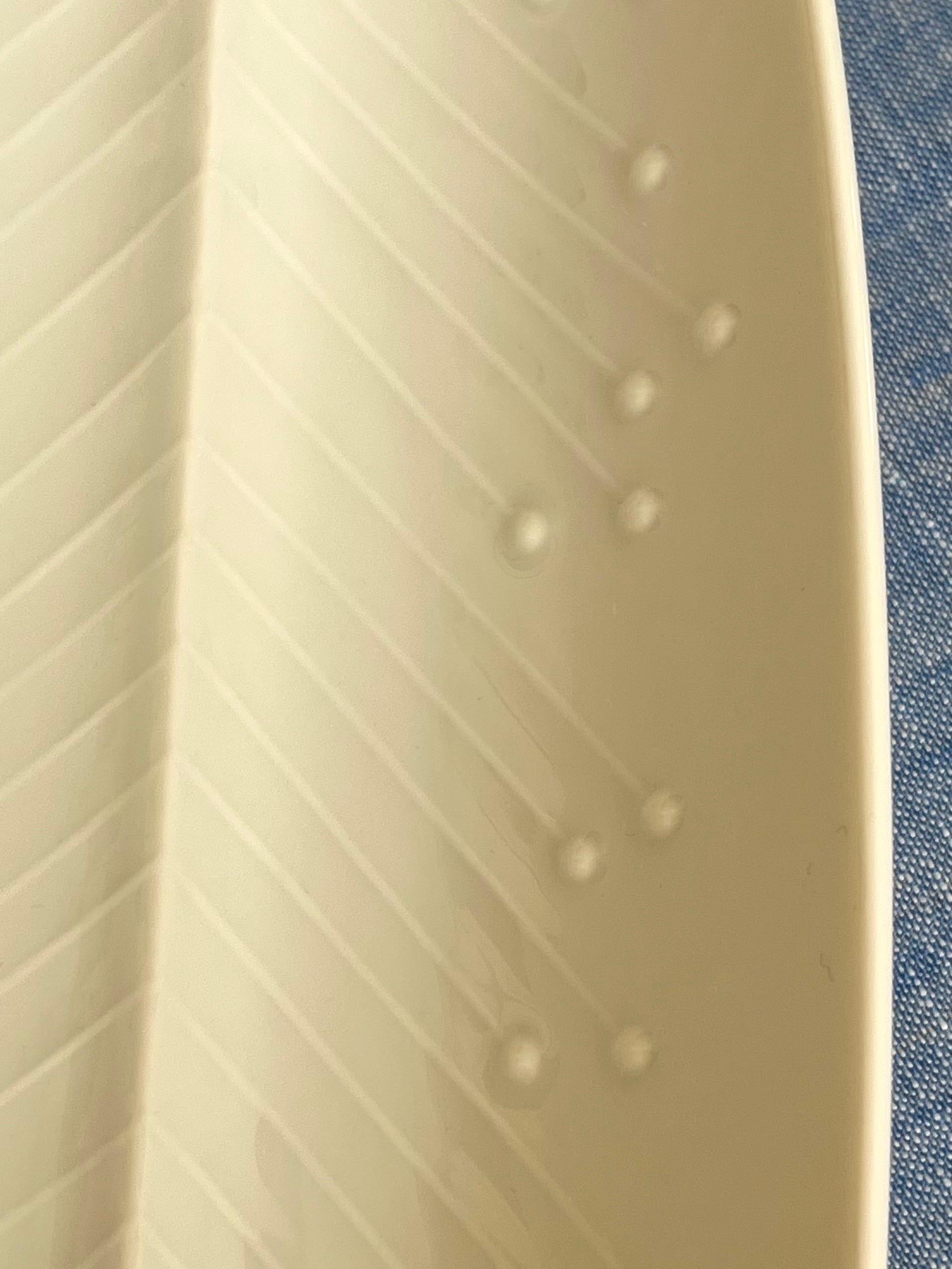 Plato Orgánico Hoja/Cáscara de mediados de siglo, Tapio Wirkkala para Rosenthal, 1960 mediados del siglo XX en venta