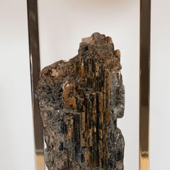 Lampada da tavolo moderna organica di metà secolo in mica, ottone, smalto nero e resina