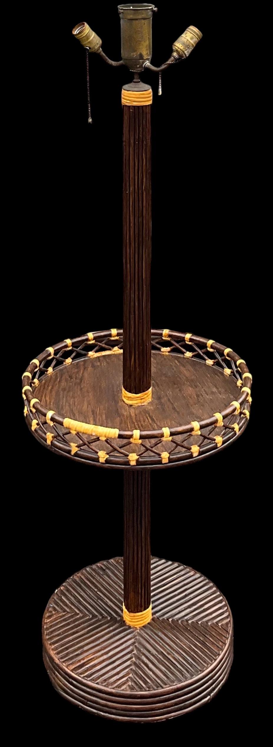 Organico moderno Lampada da terra/tavolo in bambù a matita moderna e organica di metà secolo - 2 disponibili in vendita