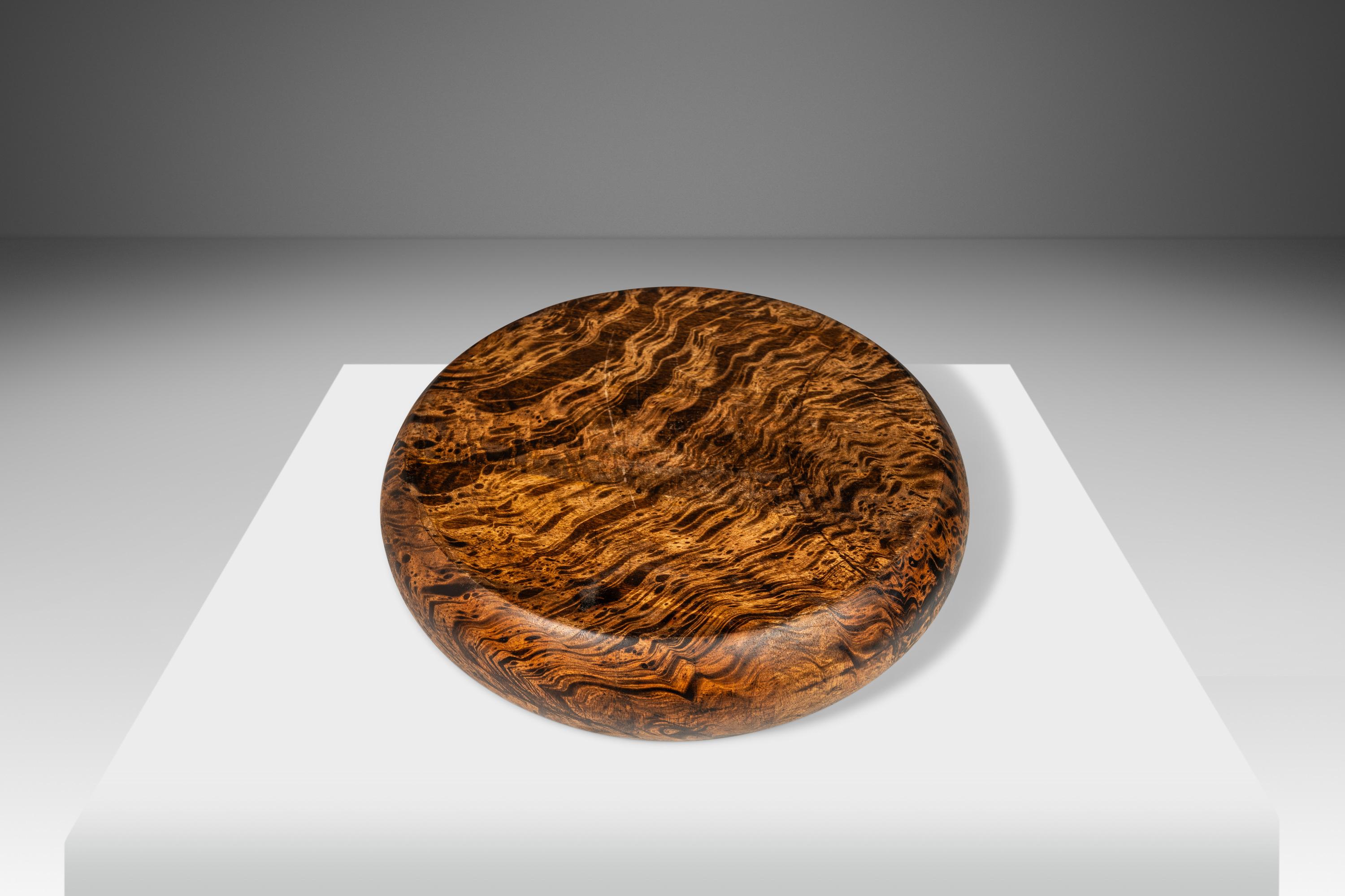American Mid-Century Organic Modern Serving Bowl Carved from Mango Wood, USA, c. 1960's