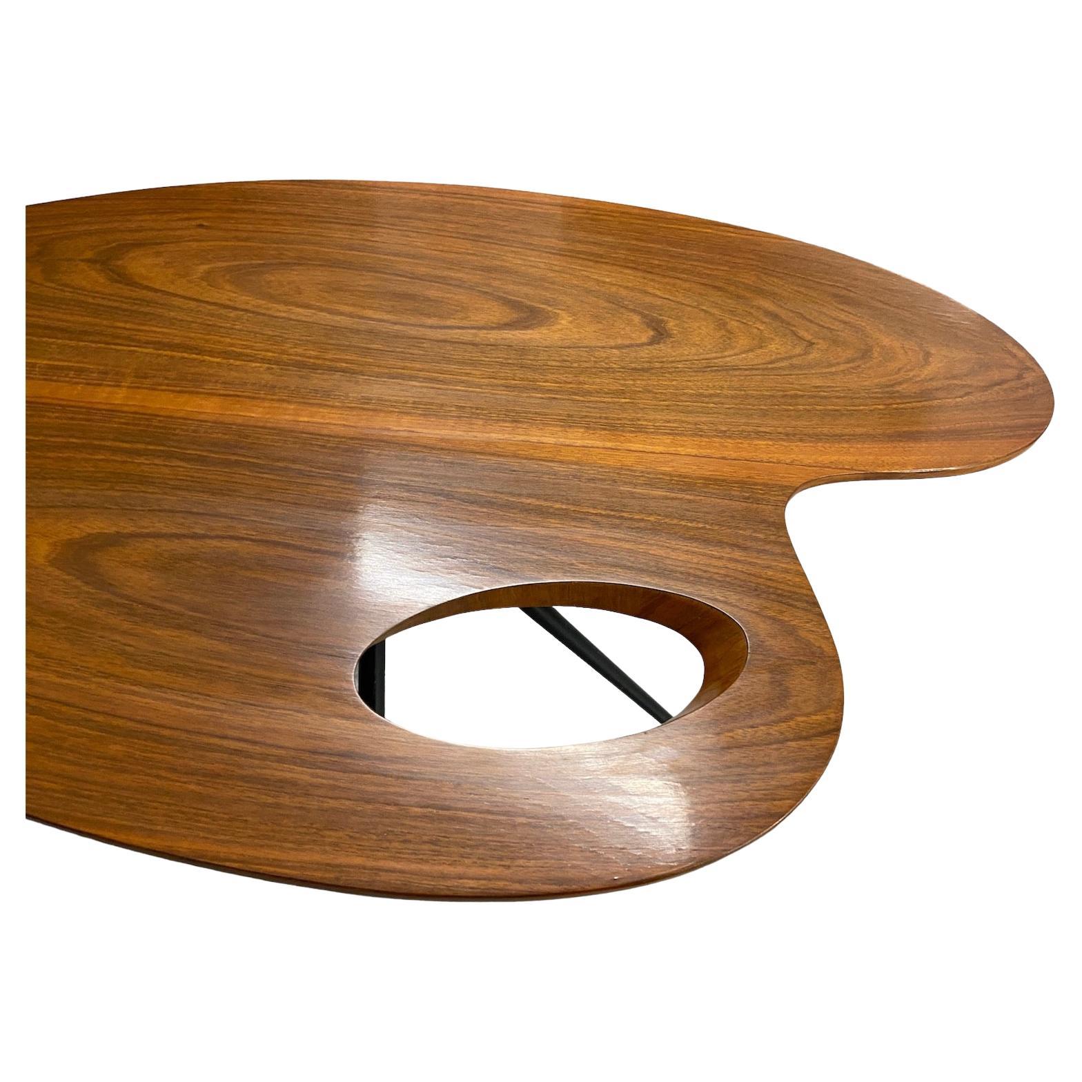 Metal Midcentury Organic Shaped Coffee Table in the Manner of Gio Ponti, circa 1950s For Sale
