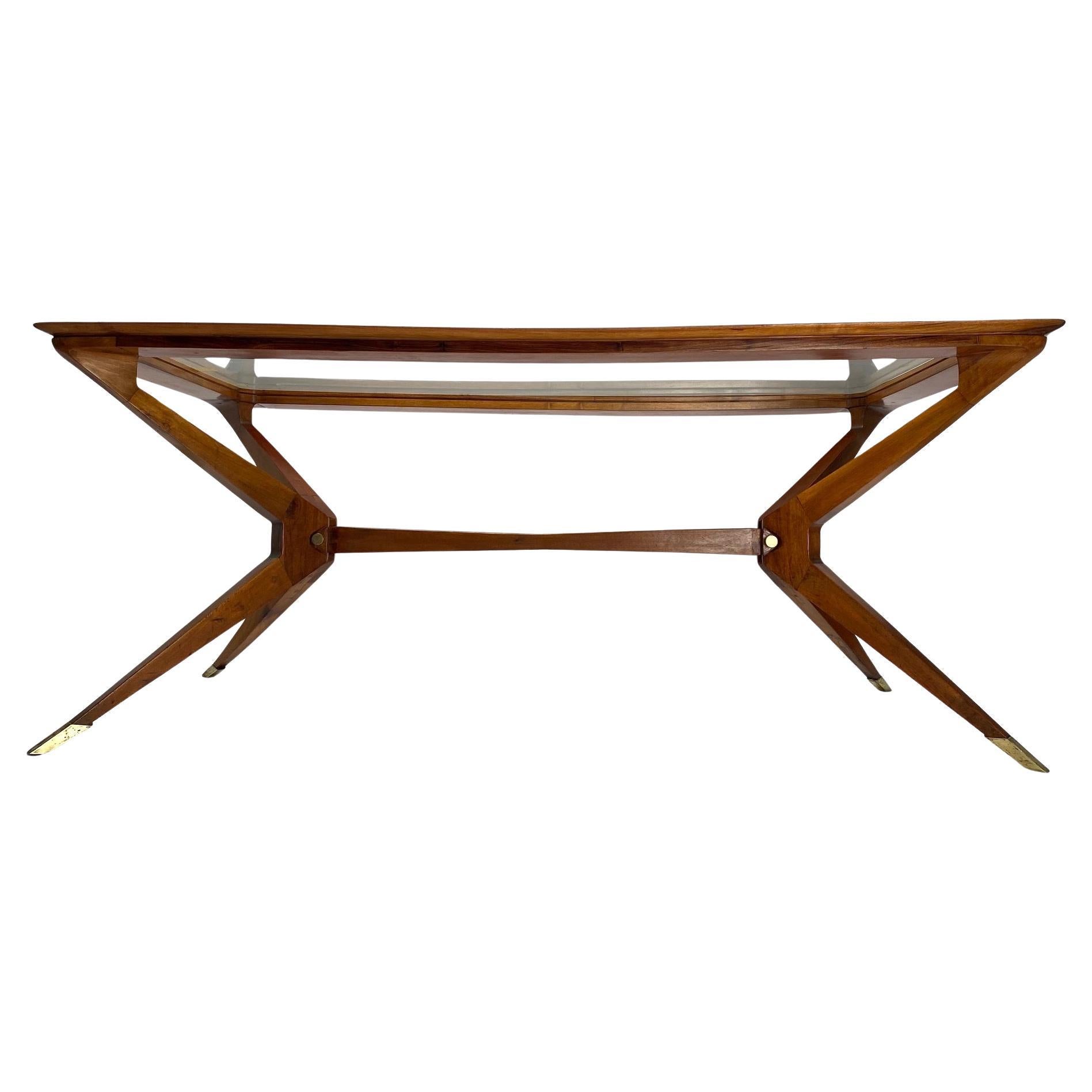 Mesa orgánica de mediados de siglo en madera y latón, estilo Carlo Mollino, Italia