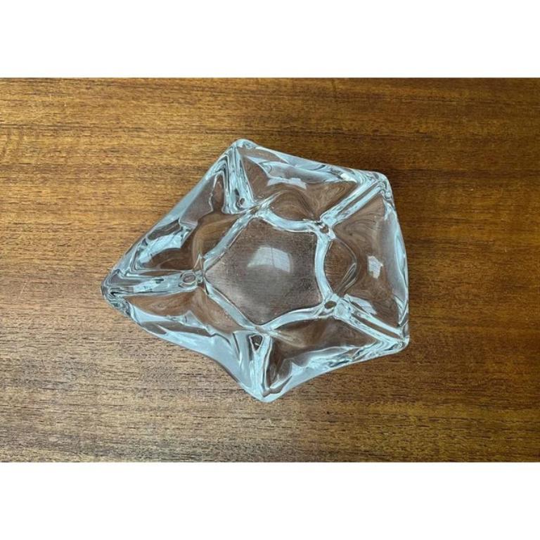 Mid-Century Organically Shaped Glass Ashtray or Bowl from Bayel Cristal of France, 1960s, in Very Good conditions. Designed 1960 to 1969 official proof of authenticity such as vintage catalogs, designer records, or other literature