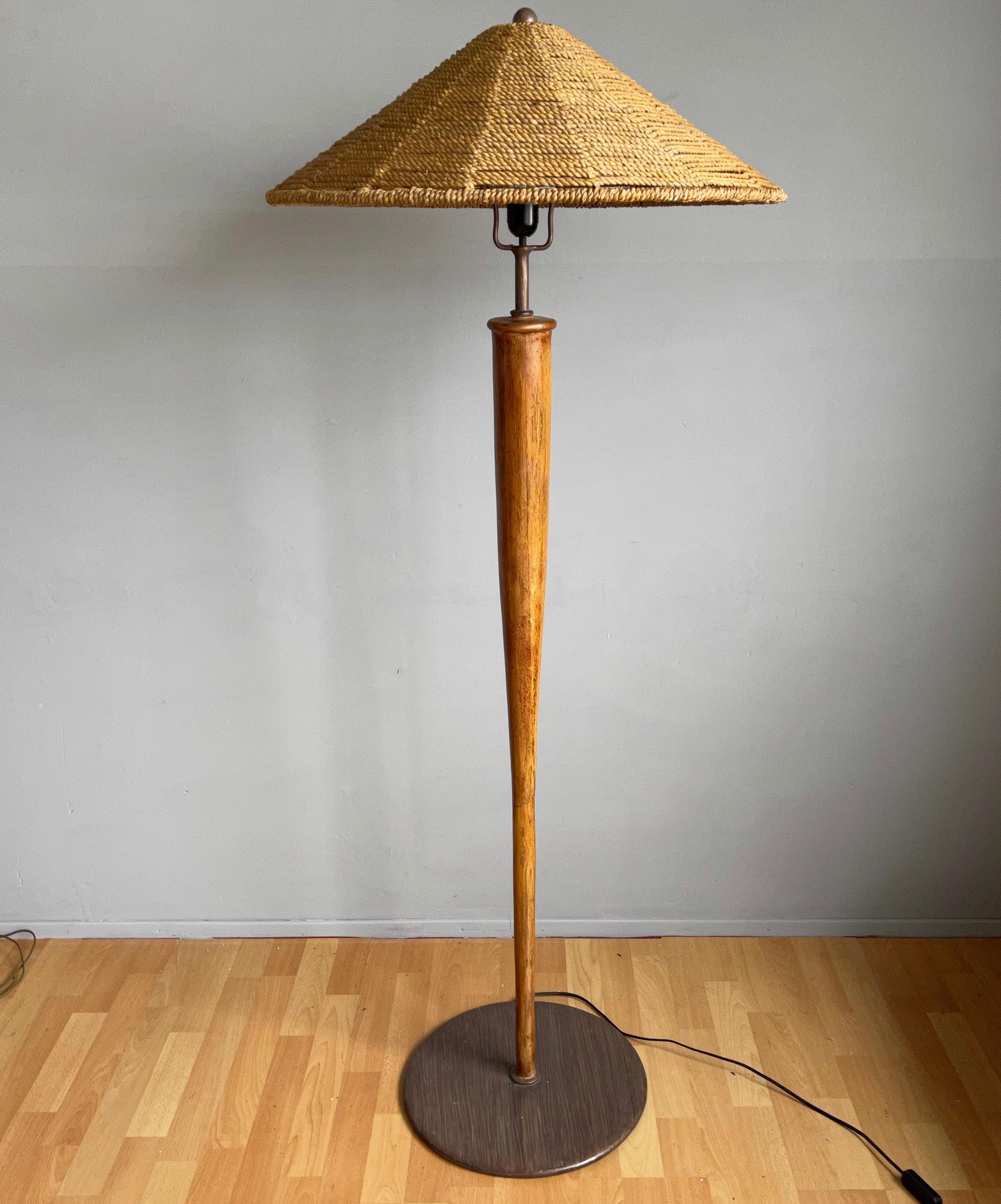 Mid-Century Oriental Design Bamboo and Metal Floor Lamp with Conical Rope Shade In Good Condition In Lisse, NL