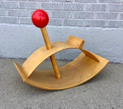 Cheval à bascule en bois "Rocking Beauty" original du milieu du siècle Creative Playthings