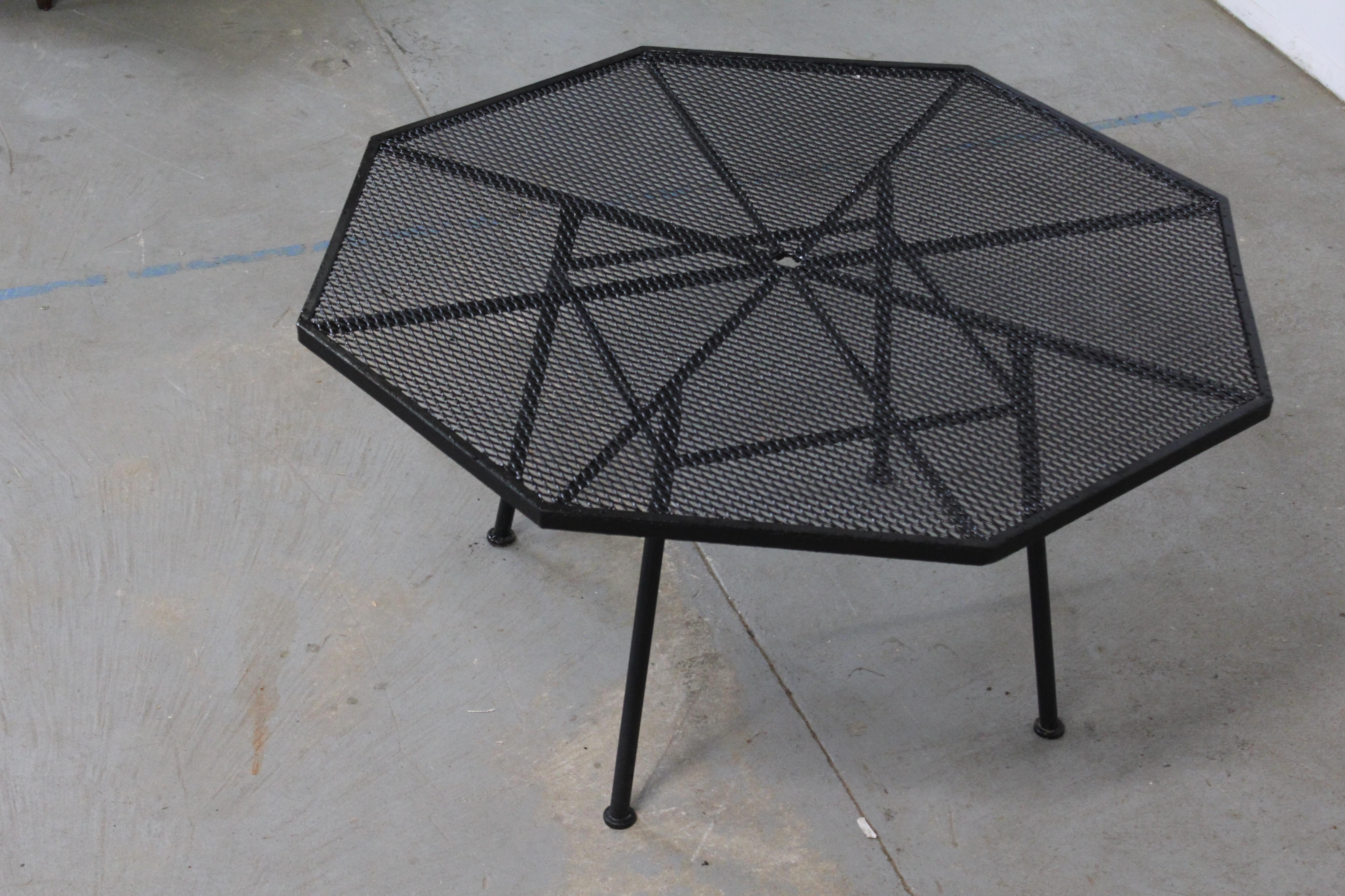 Metal Mid-Century Outdoor Iron Woodard Sculptura Octagonal Low Profile Dining Table For Sale