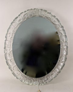 Ovaler Acryl-Wandspiegel aus der Jahrhundertmitte, beleuchtet, Österreich ca. 1970