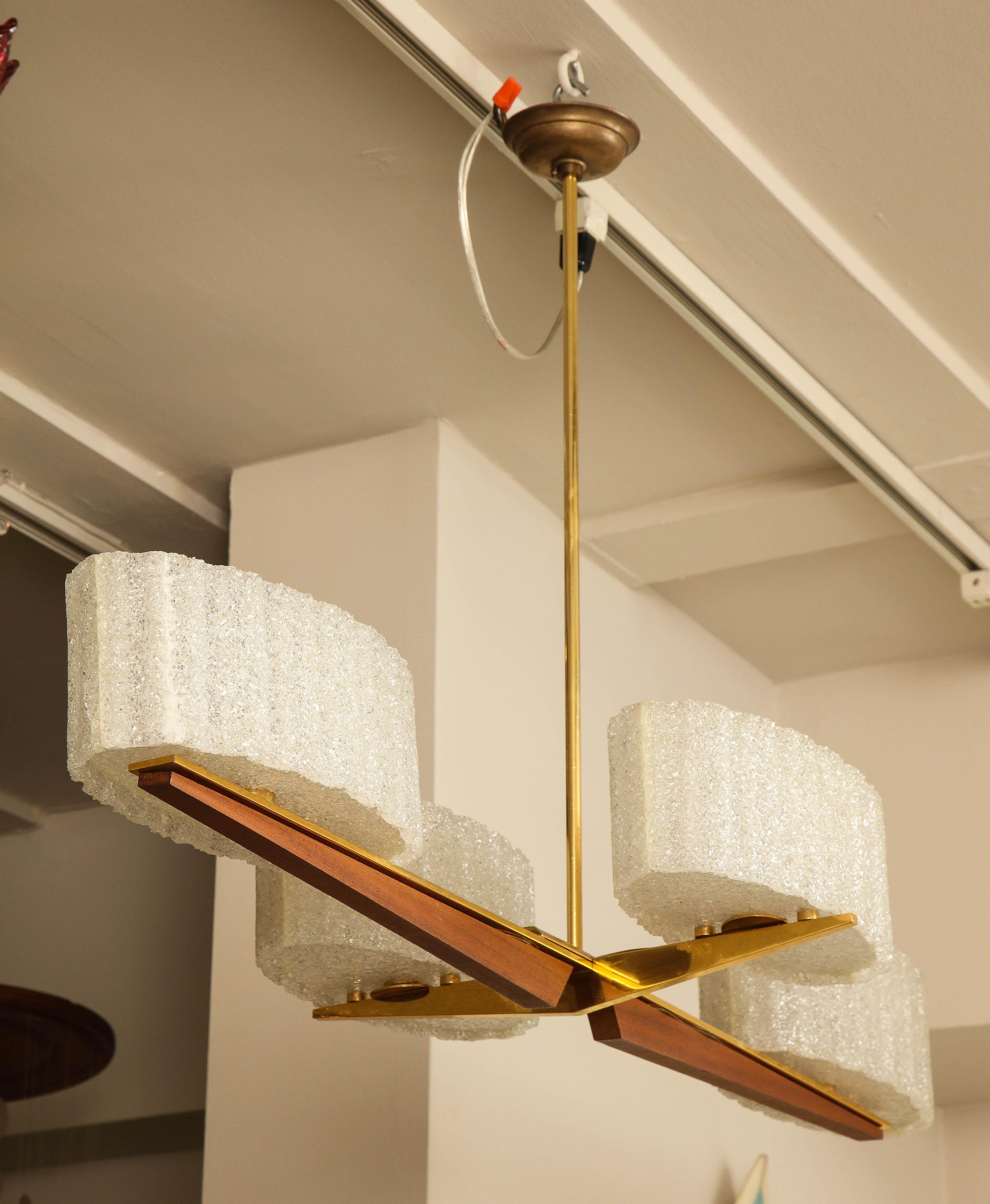 Polished Mid-Century Oval Brass and Teak Chandelier with Textured Resin Shades