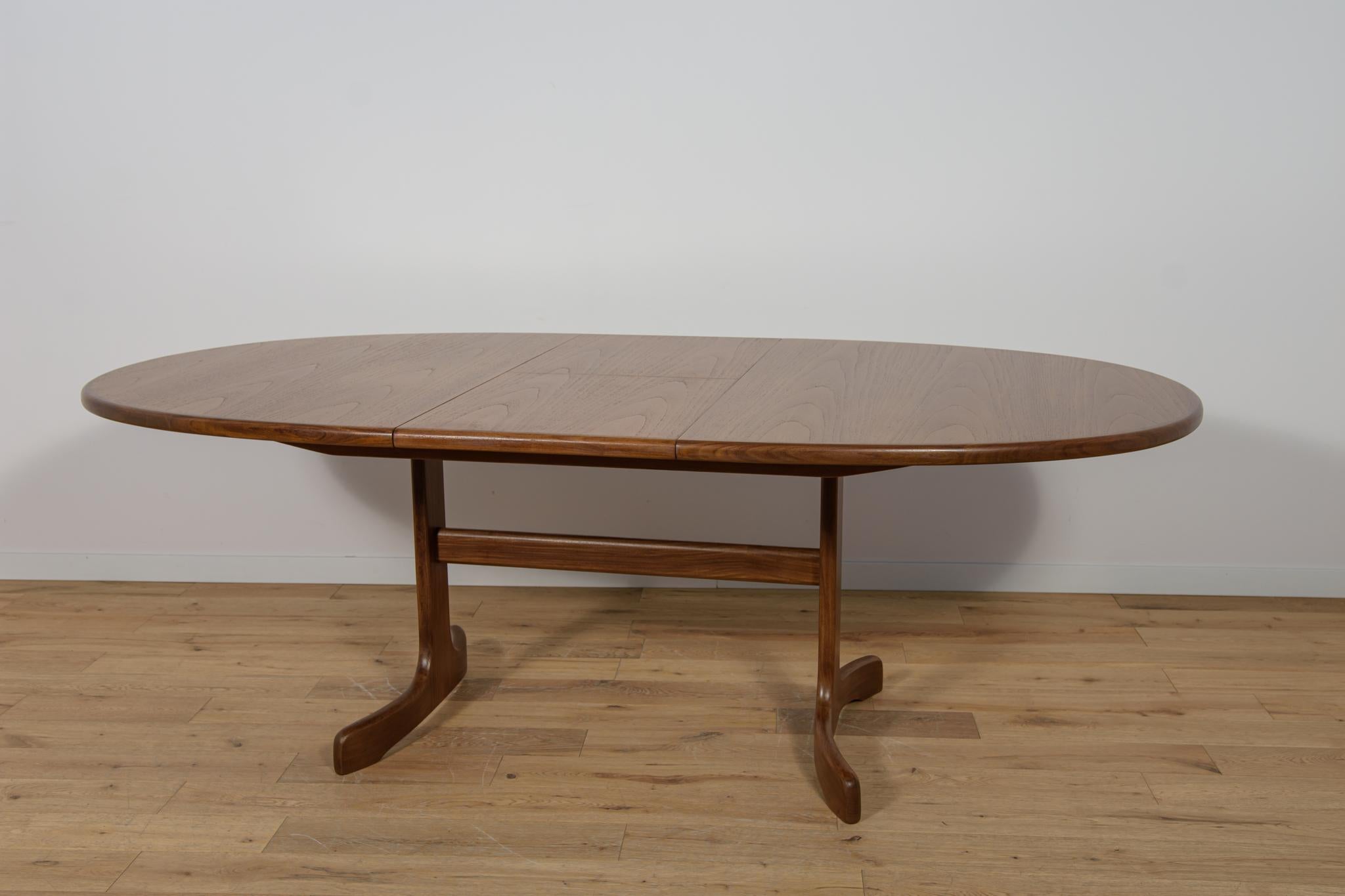 Tavolo da pranzo ovale di metà secolo in teak di G-Plan, Regno Unito, anni '60 in vendita 3