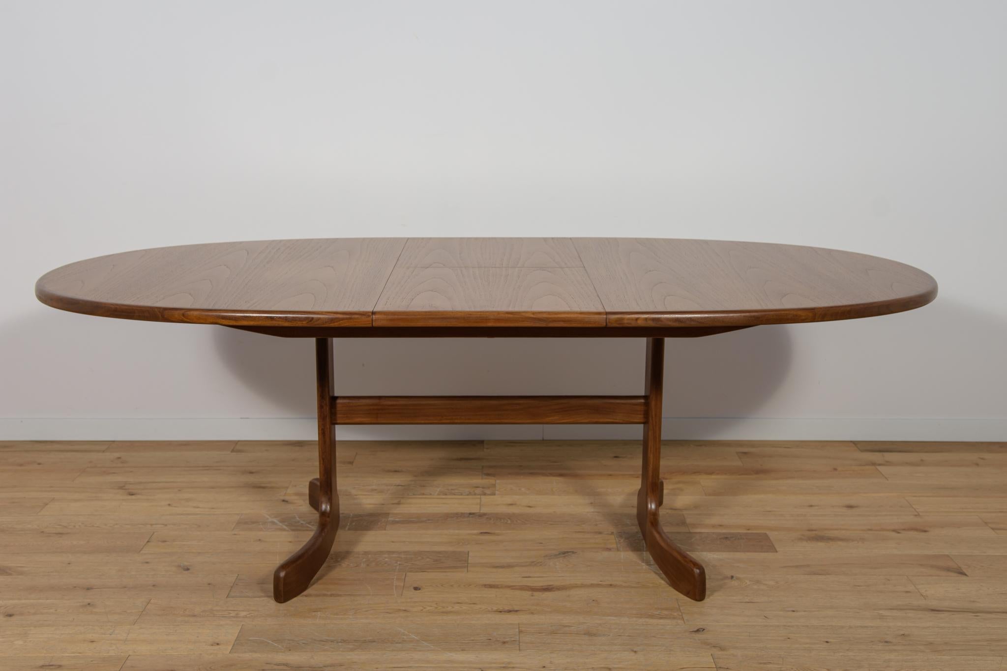Teak Tavolo da pranzo ovale di metà secolo in teak di G-Plan, Regno Unito, anni '60 in vendita
