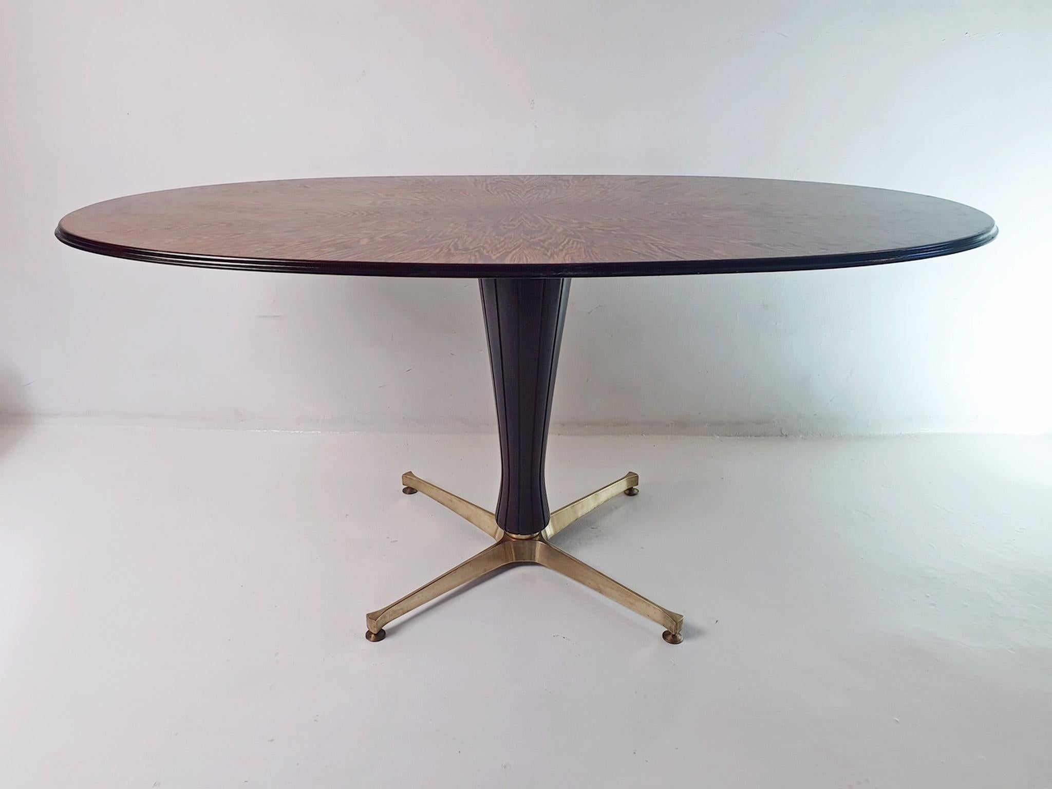 Mid-Century Modern Mid Century Oval Dining Table Italy For Sale