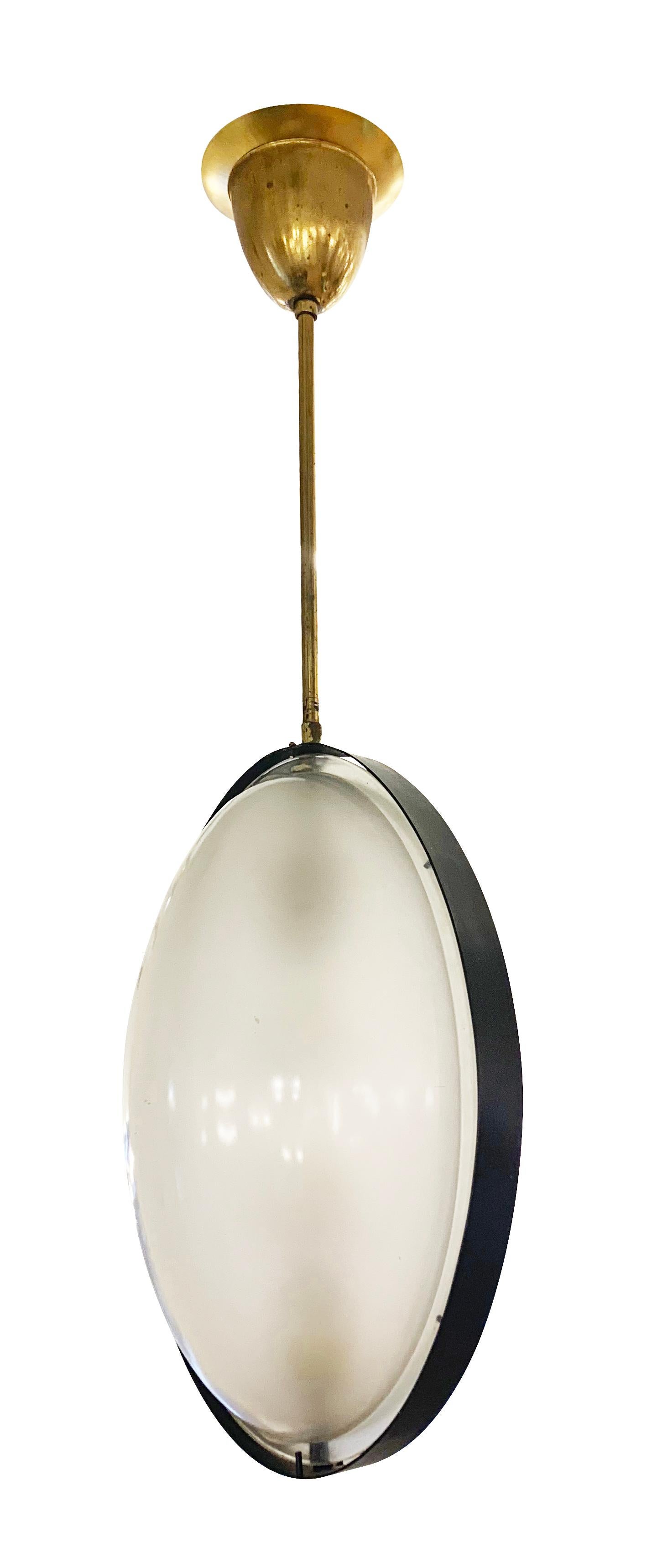 Mid-Century Oval Pendant, Italy, 1960s In Good Condition For Sale In New York, NY