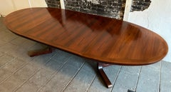Midcentury Oval Rosewood Danish Modern Extension Dining Table 2 Leaves