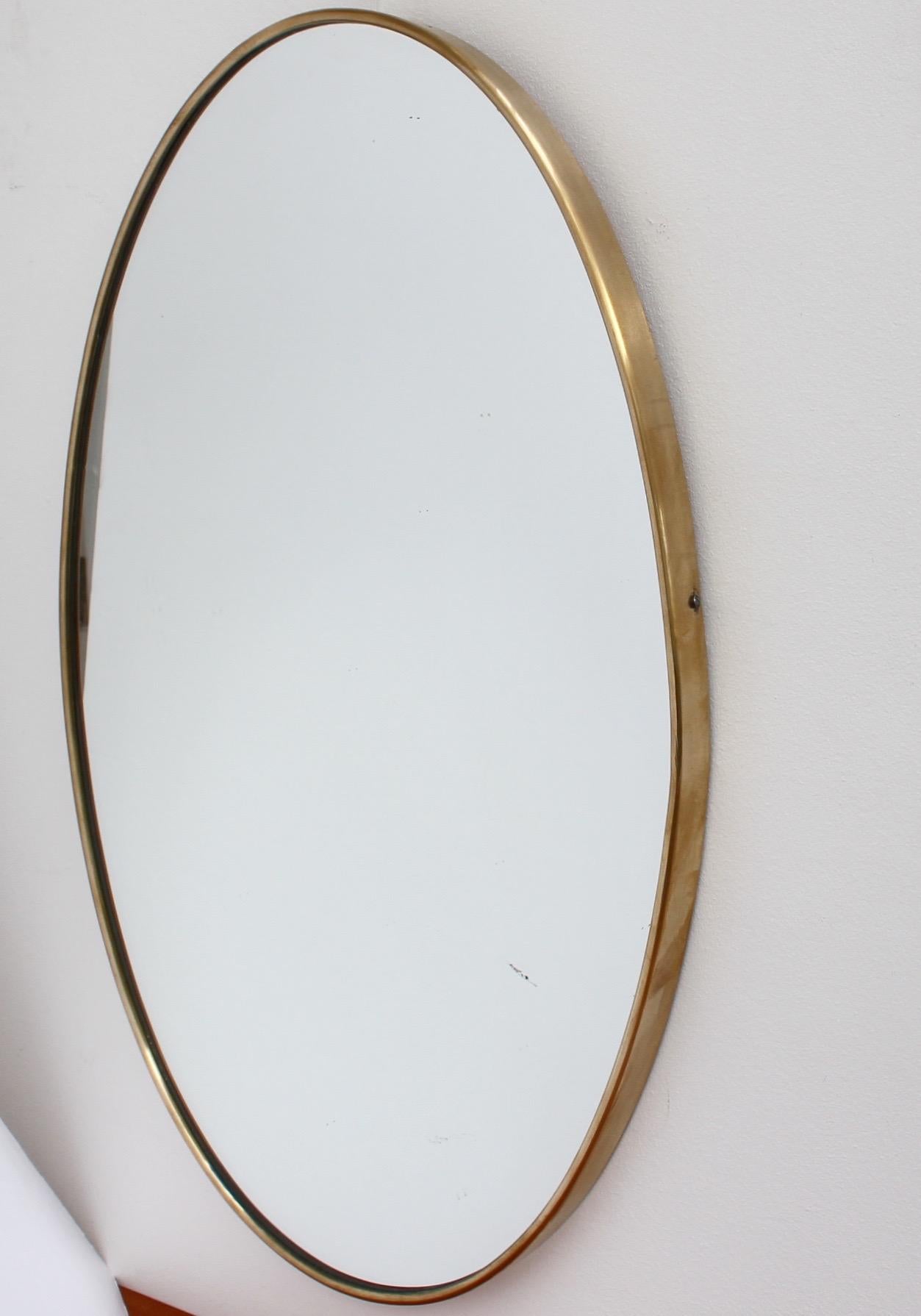 Midcentury Oval-Shaped Italian Wall Mirror with Brass Frame, 'circa 1950s' 2