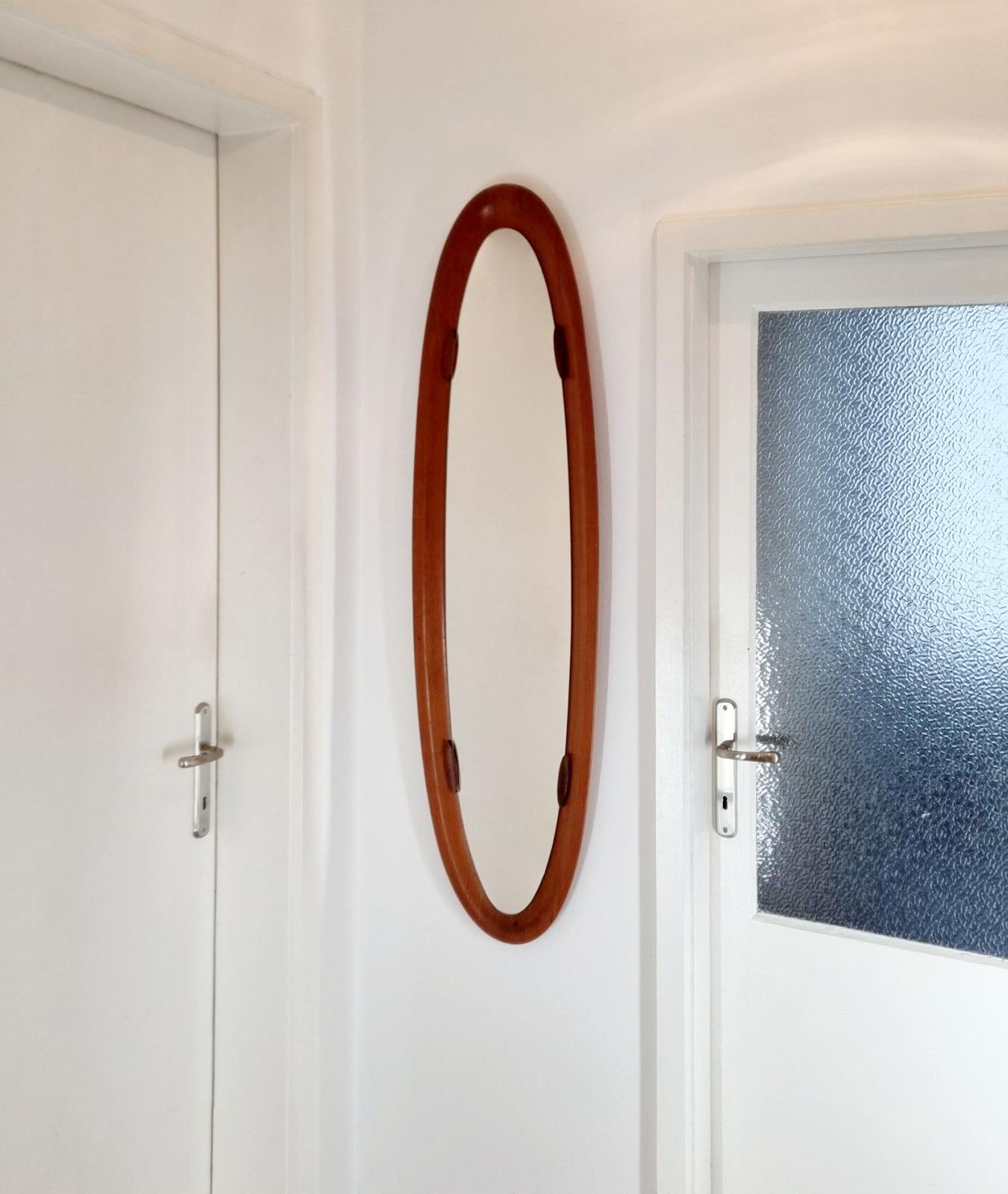 Mid-Century Oval Teak Wall Mirror, Designed by Campo e Graffi, Italy 60s For Sale 3