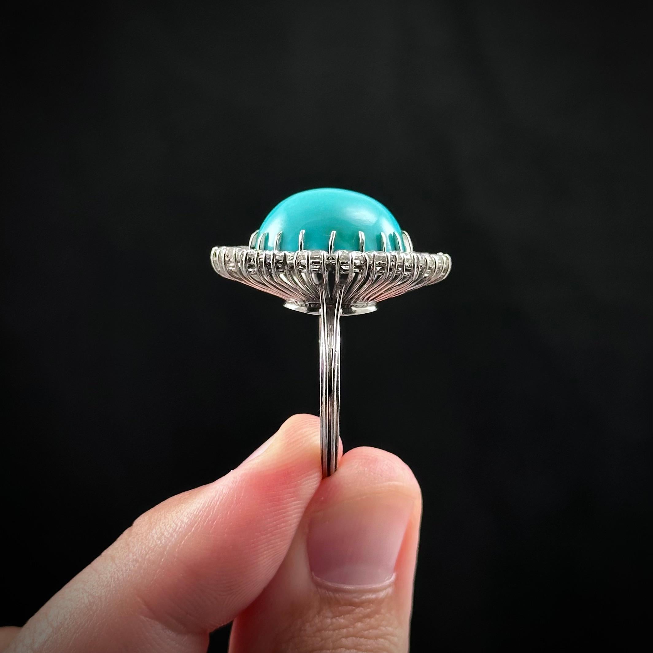 Mid-Century Oval Turquoise Round Brilliant Cut Diamond Cluster Ring Platinum en vente 10