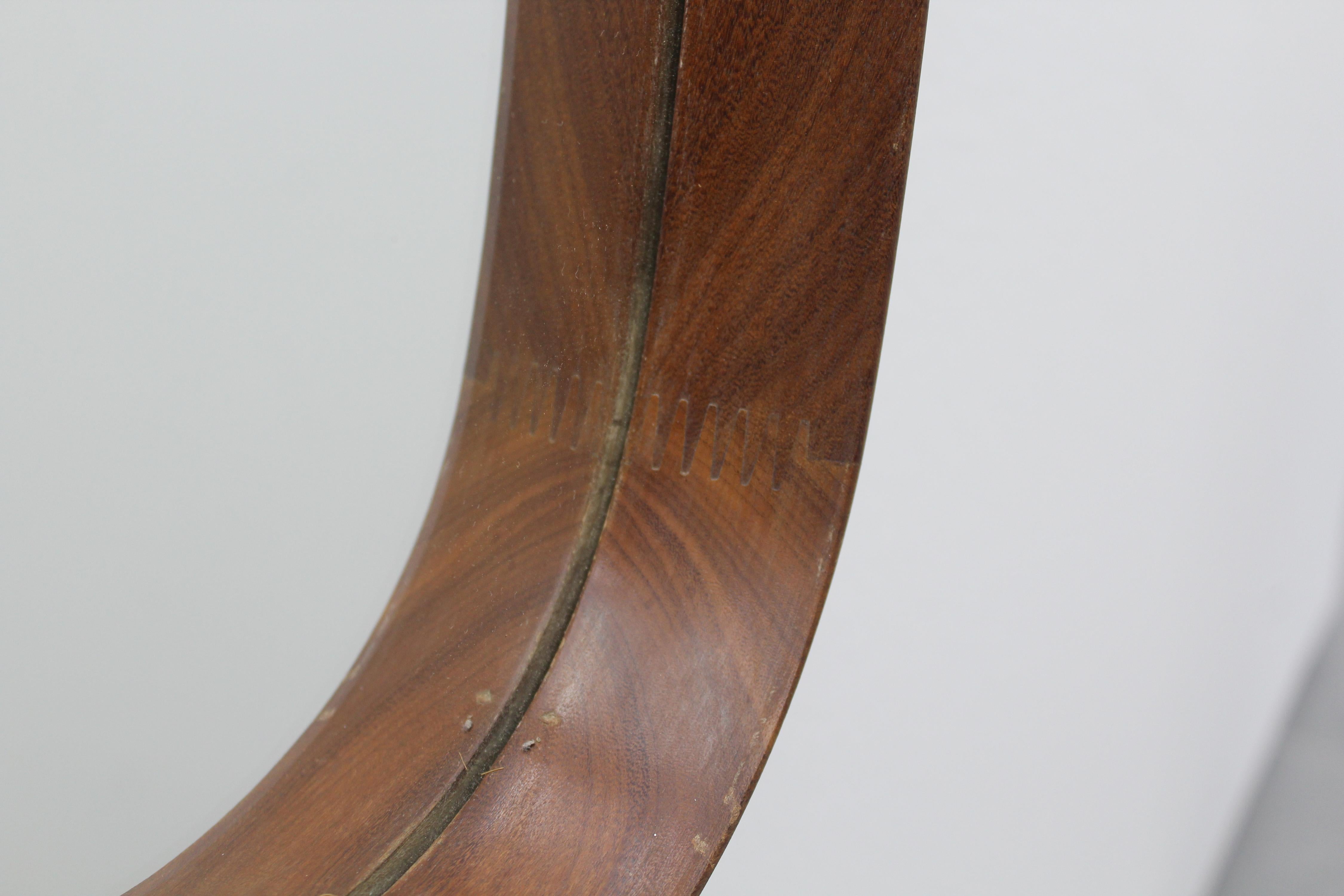 Specchio da parete ovale di metà secolo con cornice in teak, Italia anni '60 in vendita 7