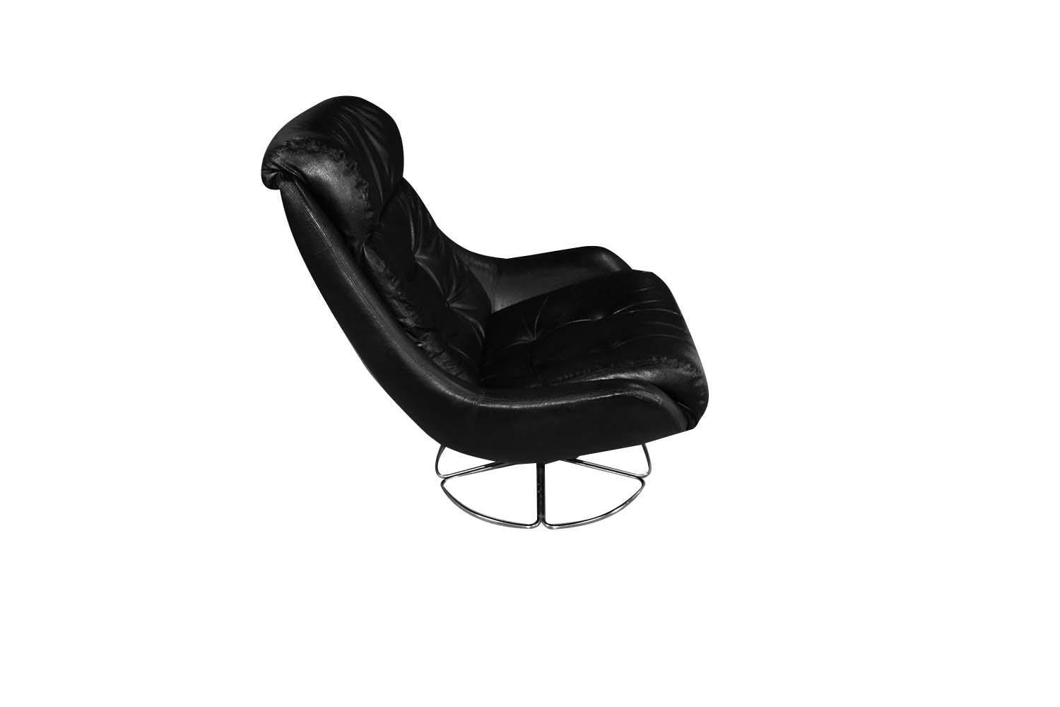 black swivel chair