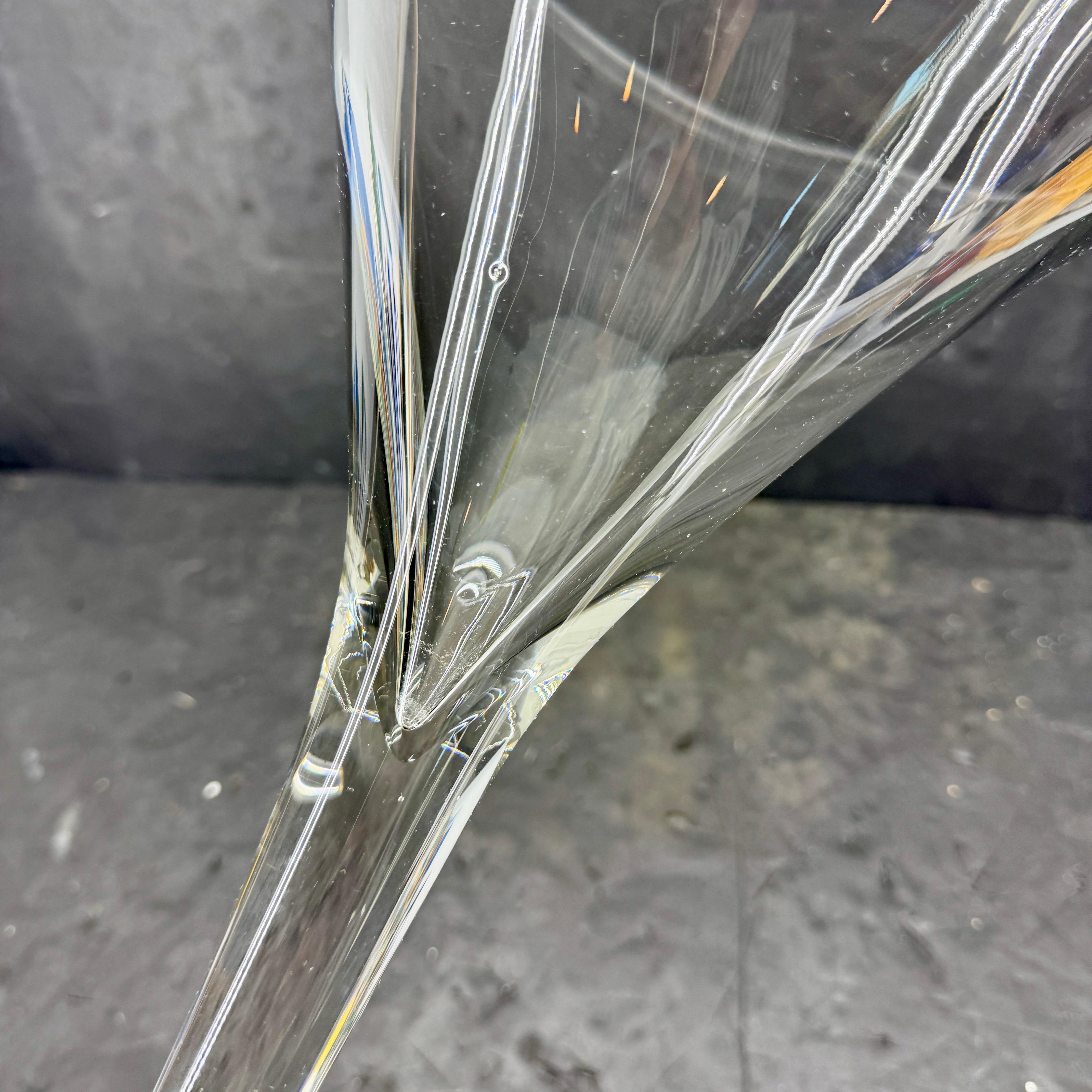 Übergroße Martini-Glas-Skulptur aus der Jahrhundertmitte (Handgefertigt) im Angebot