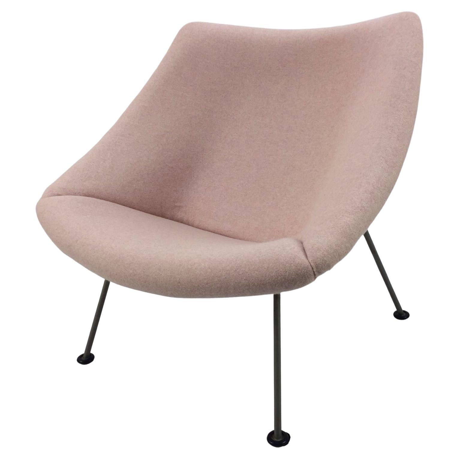 Mid Century Oyster Chair by Pierre Paulin for Artifort, 1965 For Sale