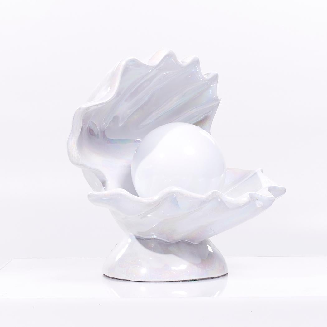 Lámparas de porcelana con forma de concha de ostra de mediados de siglo - Pareja Estadounidense en venta