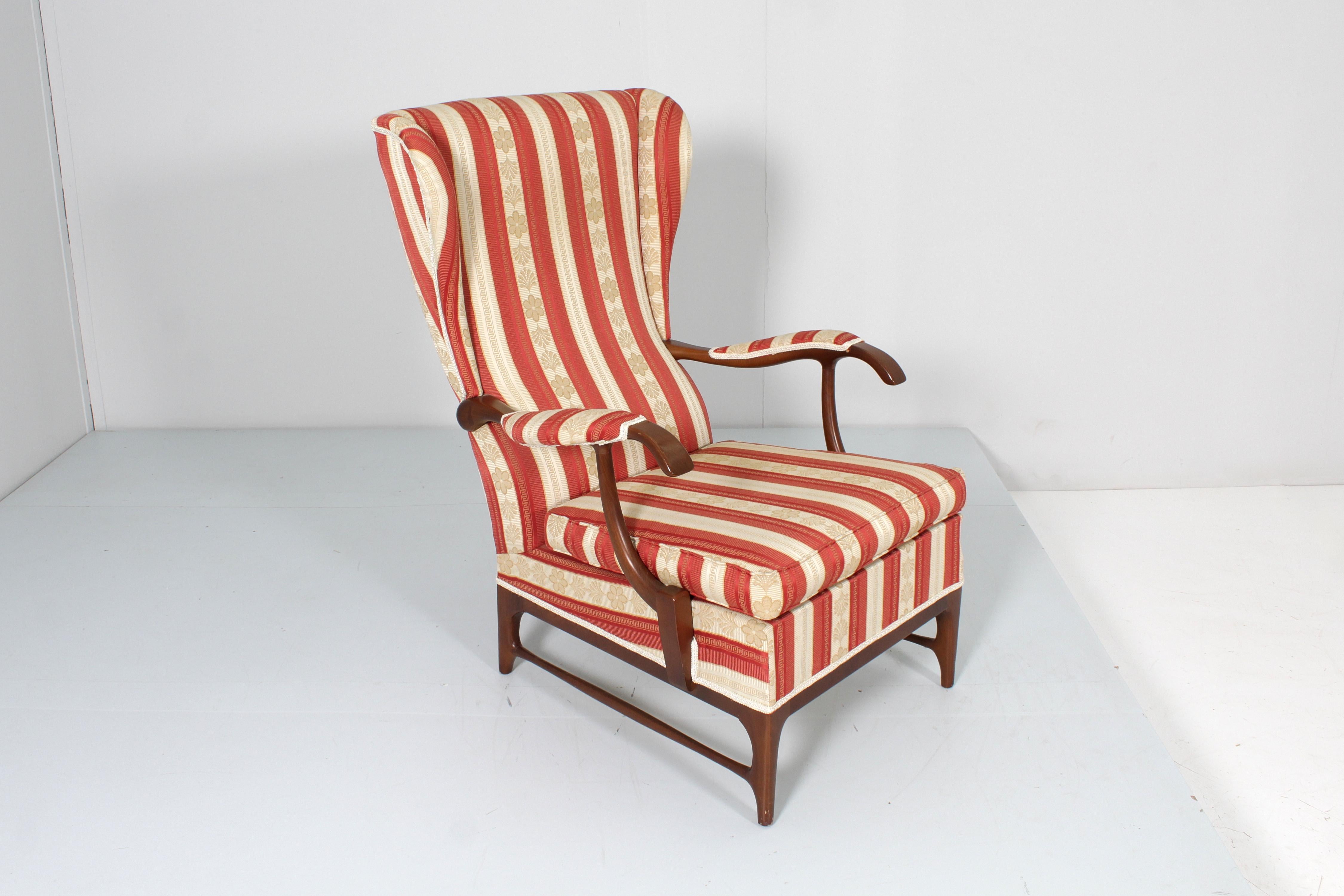 Mid-Century P. Buffa for Frama Wood and Satin Armchair 60s Italy  For Sale 3