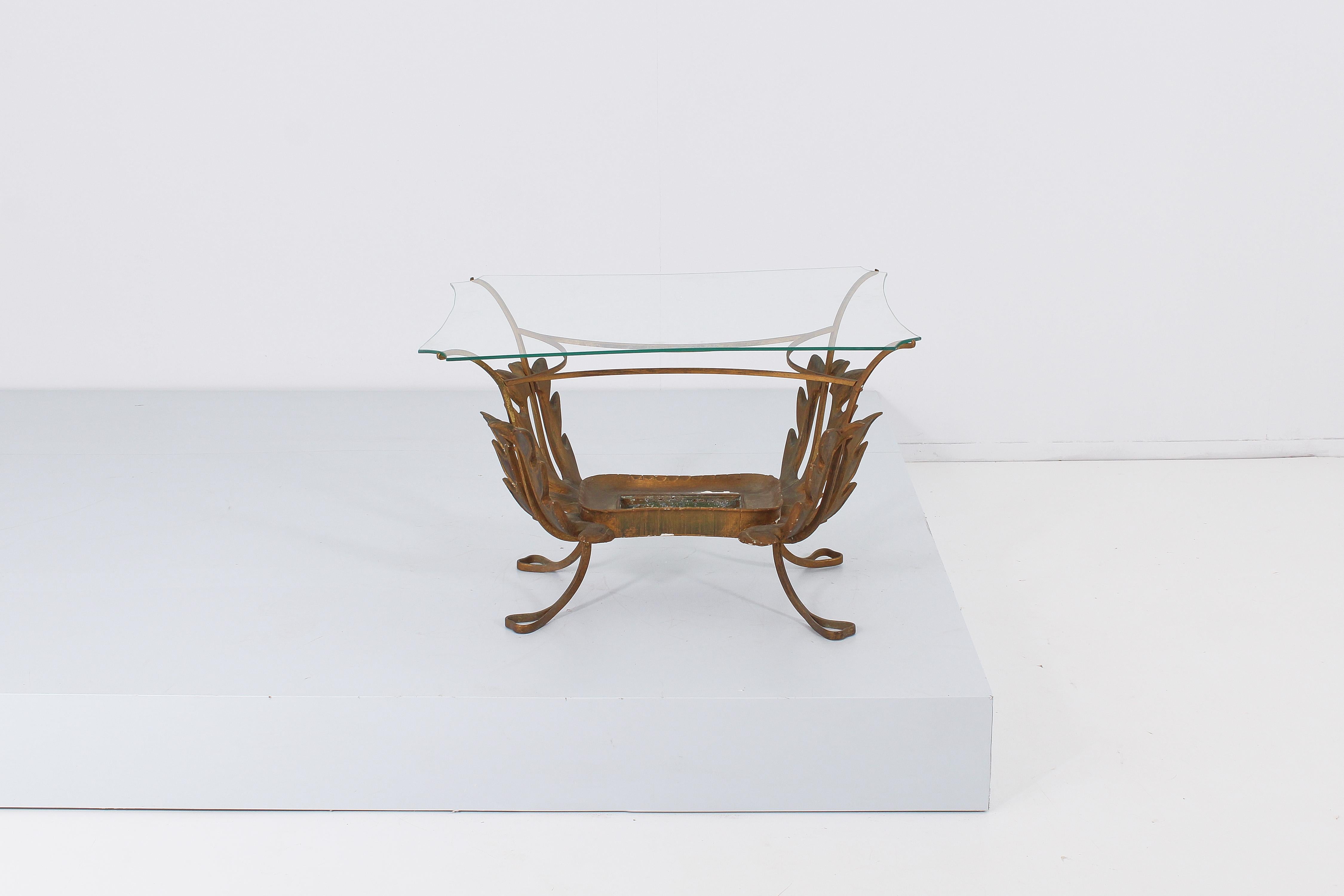 Mid-Century Modern Table basse vintage en bois, laiton et verre de P. L Colli, Italie, années 50 en vente