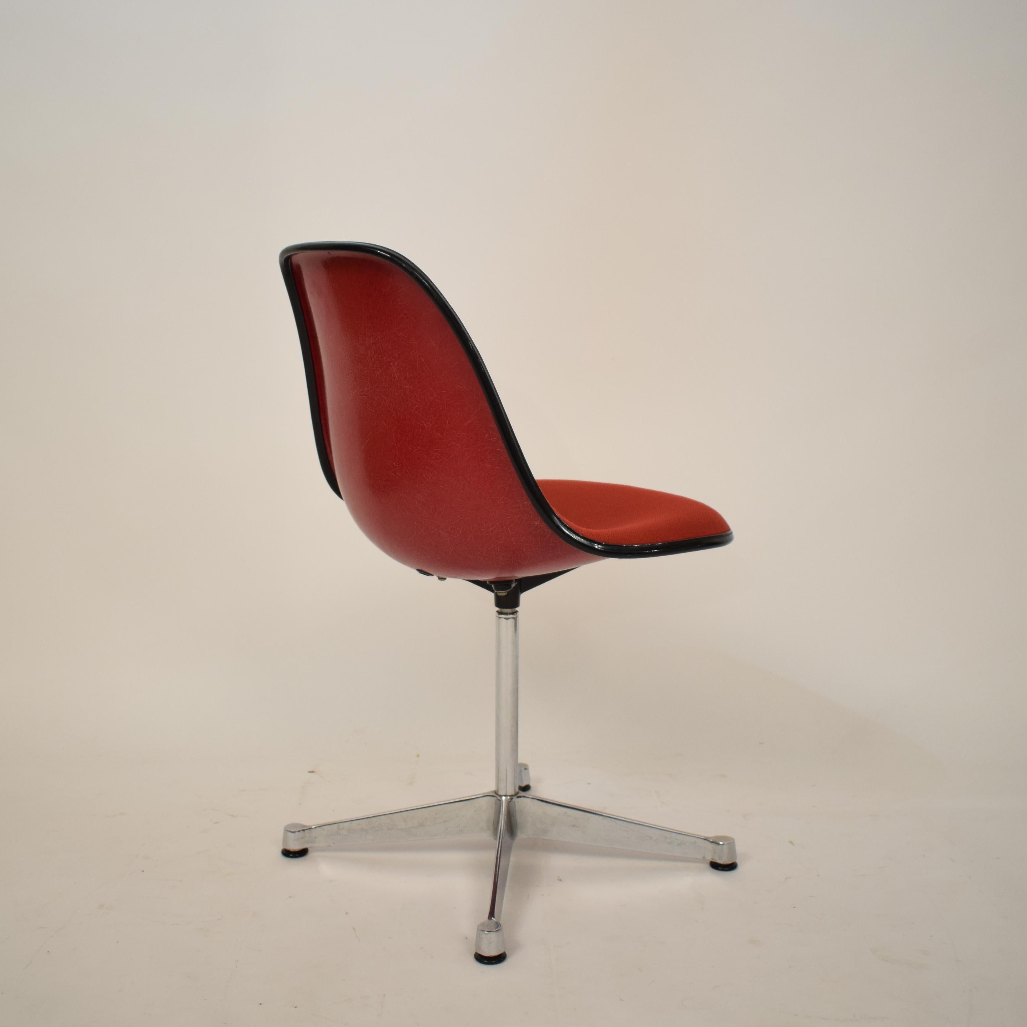 Midcentury Padded Red Side /Pedestal Chair by Eames by Vitra for Herman Miller 5