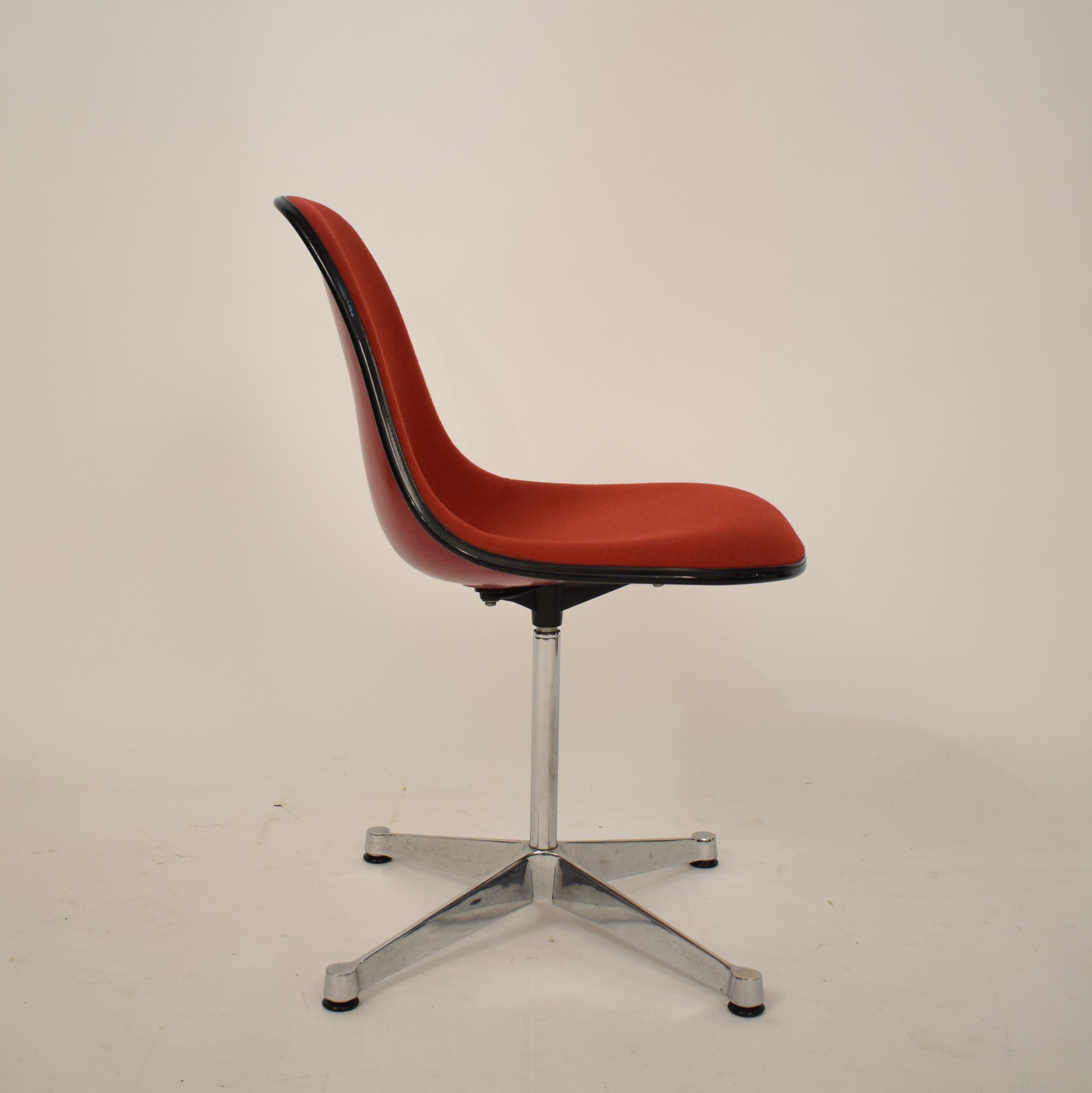 Midcentury Padded Red Side /Pedestal Chair by Eames by Vitra for Herman Miller 6