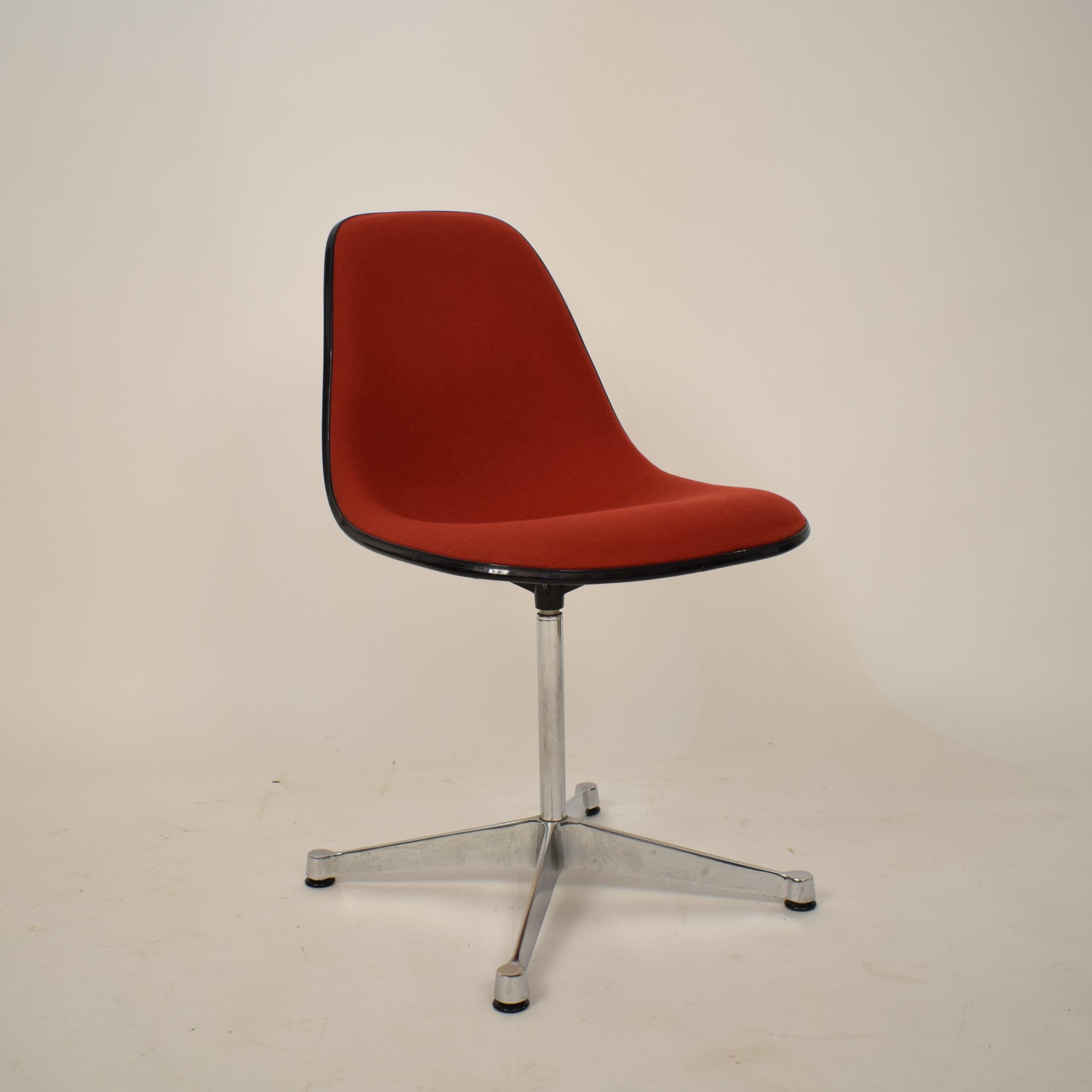 Midcentury Padded Red Side /Pedestal Chair by Eames by Vitra for Herman Miller 7