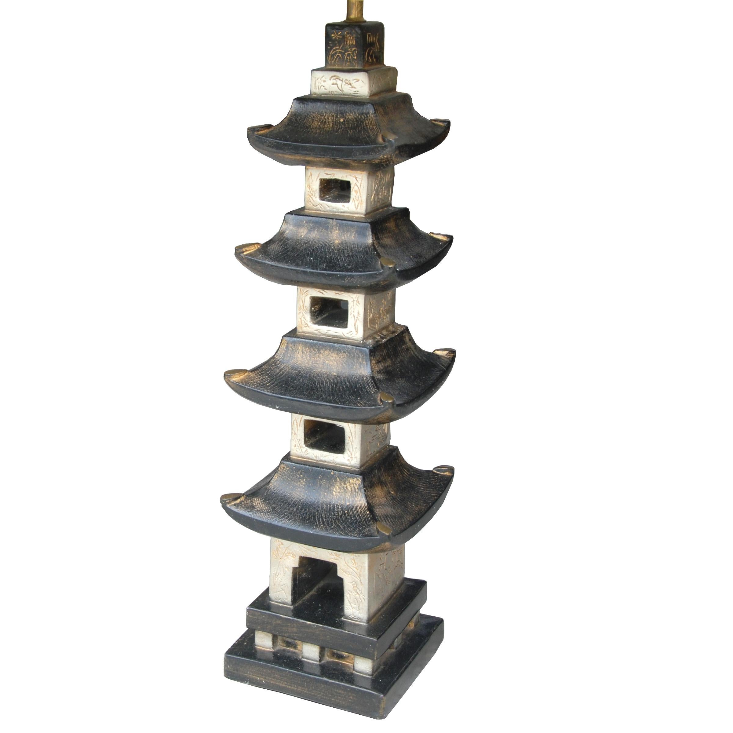 Chinoiserie Mid Century Pagoda Lamp For Sale