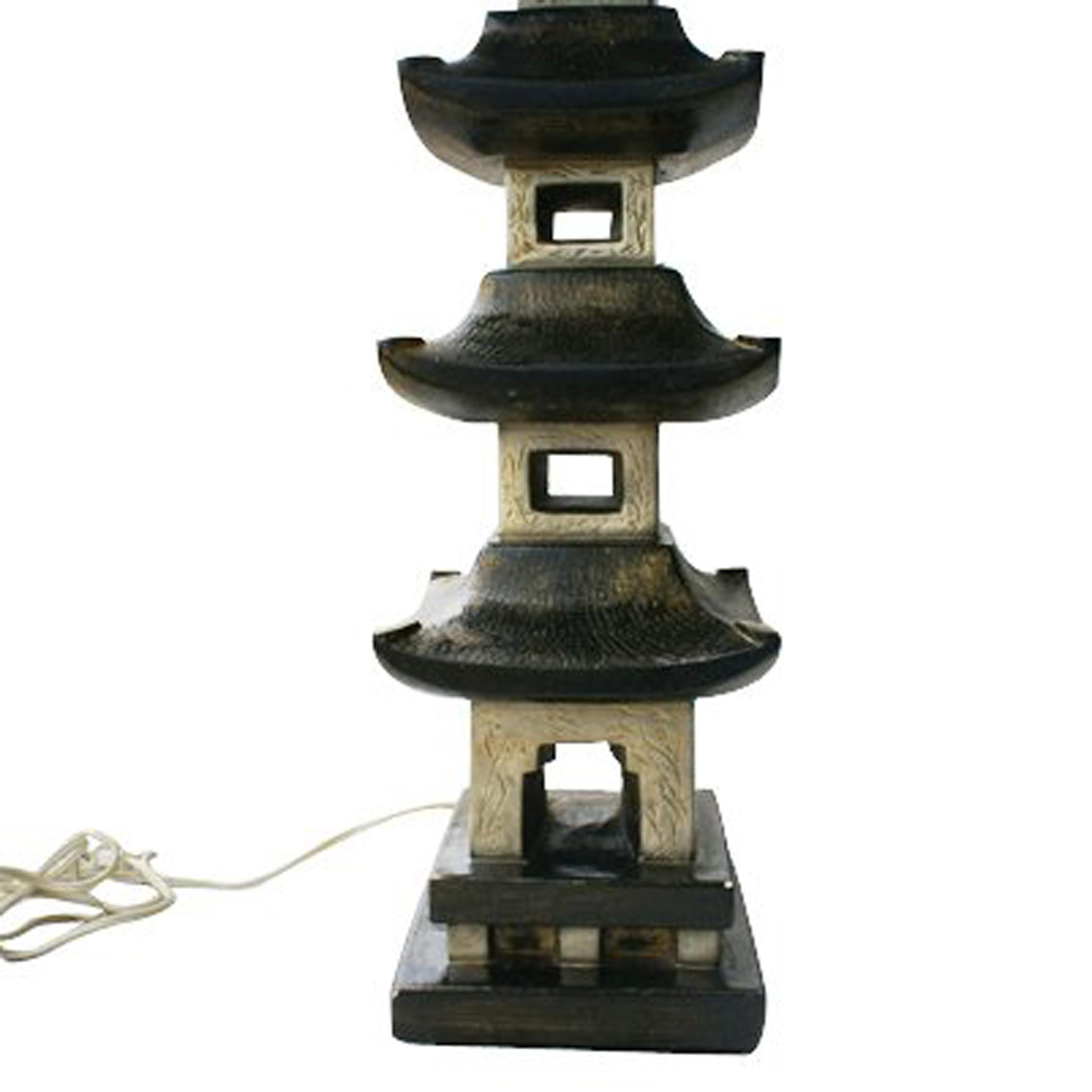 Mid Century Pagoda Lamp In Good Condition For Sale In Pasadena, TX