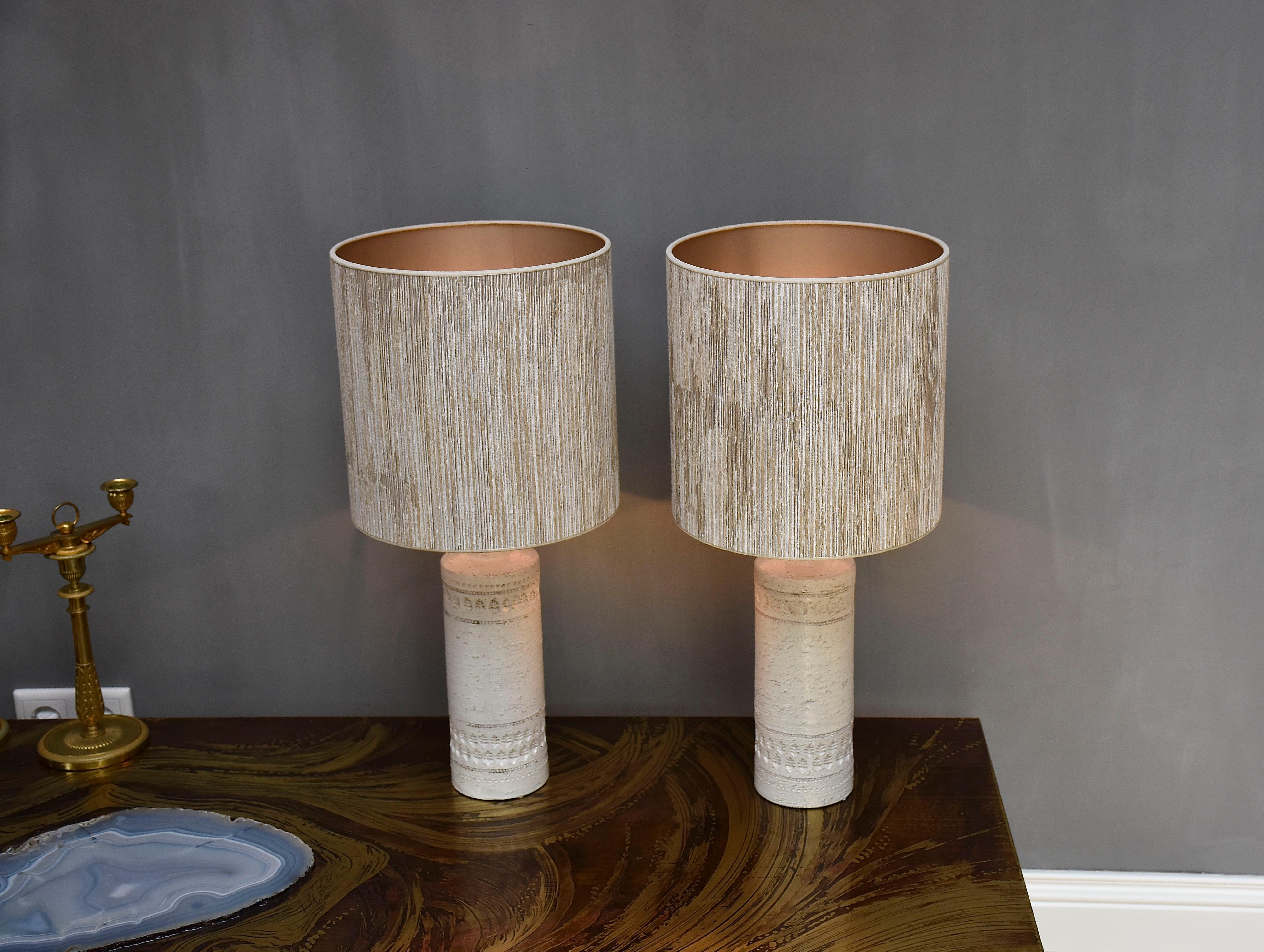 20ième siècle Paire de grandes lampes de table en céramique du milieu du siècle dernier par Bitossi pour Bergboms en vente