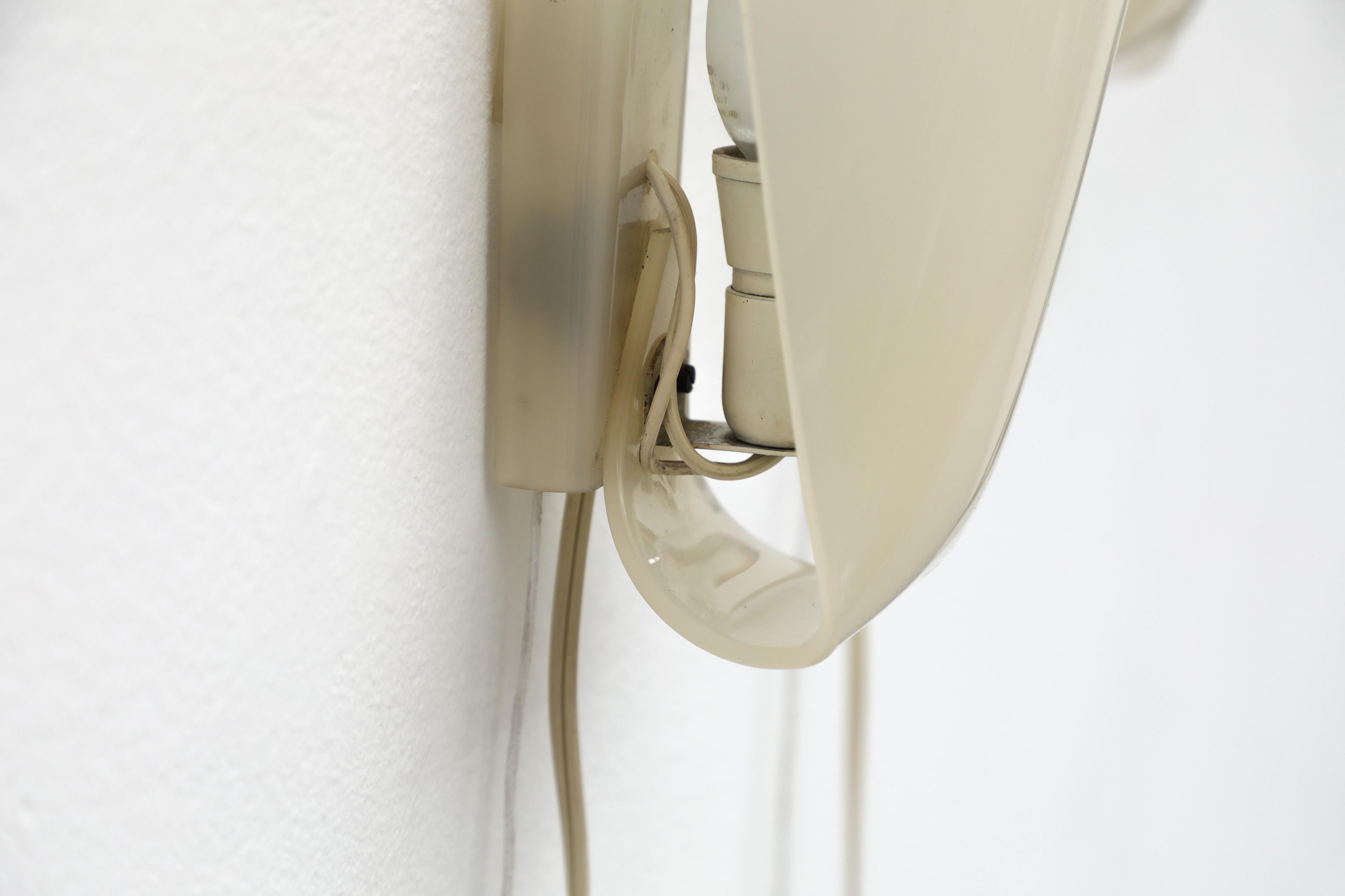 Mid-Century Pair of 1950's Hans Hoffmann-Lederer Plexi Wall Sconces 5