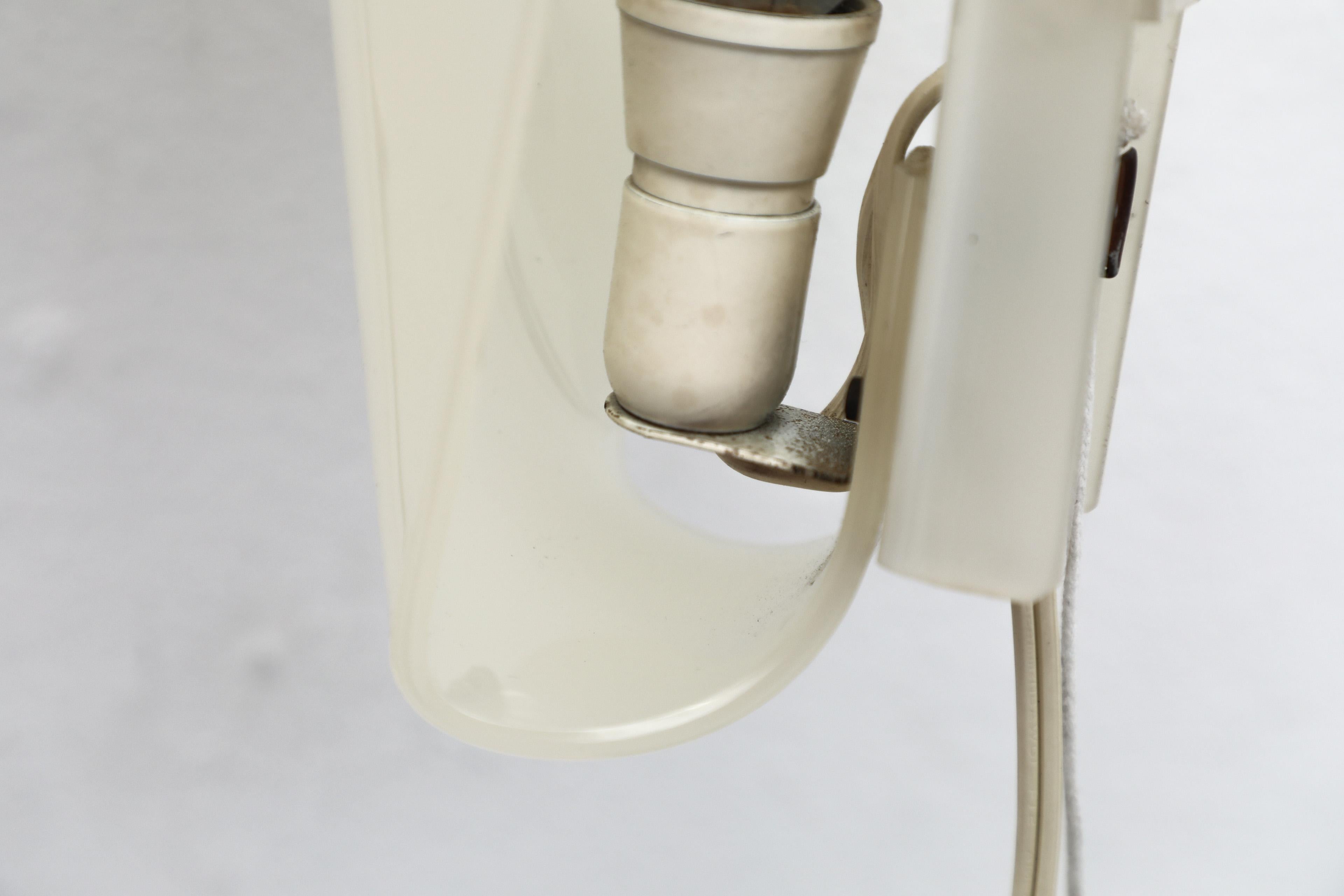 Mid-Century Pair of 1950's Hans Hoffmann-Lederer Plexi Wall Sconces 8