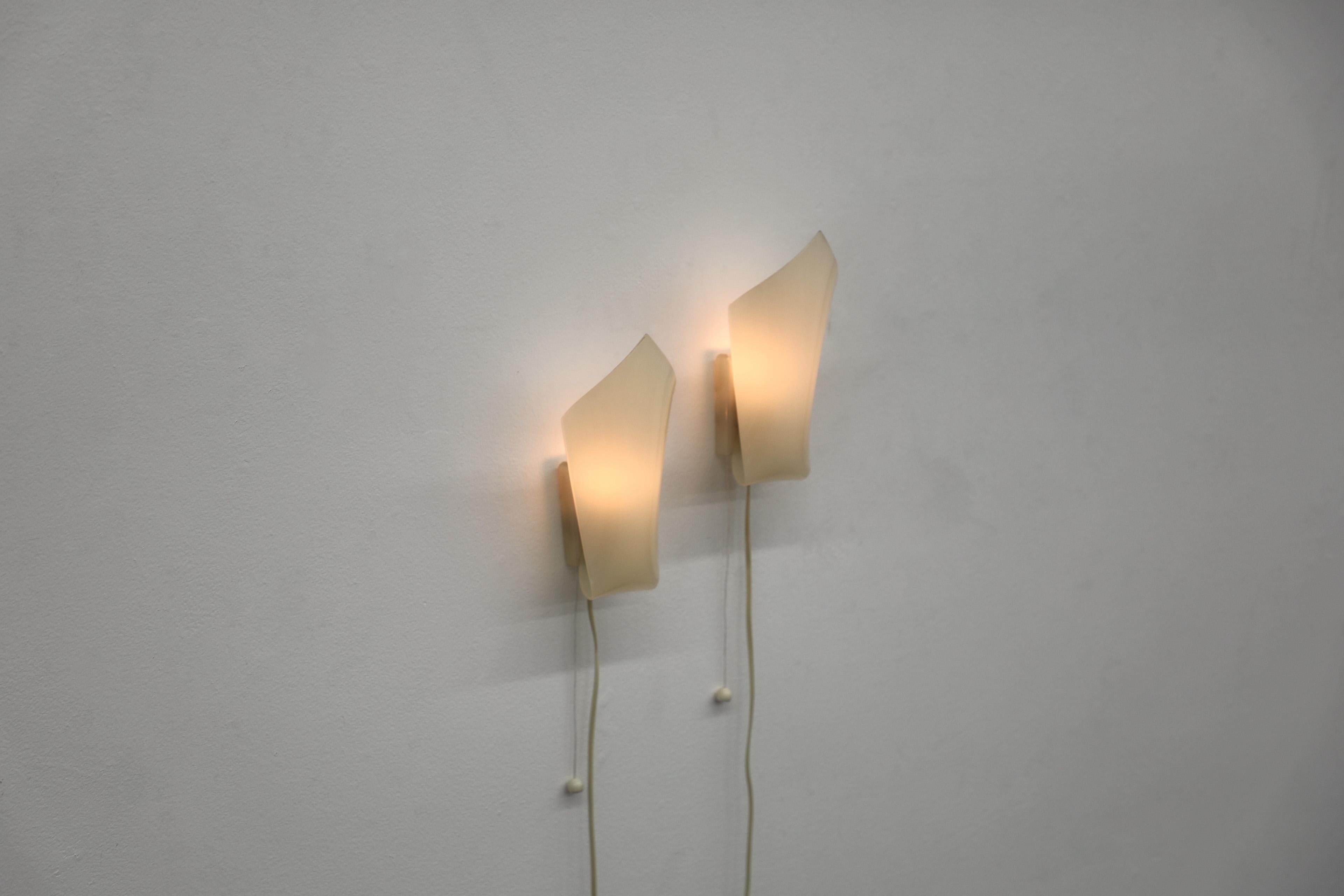 Mid-Century Pair of 1950's Hans Hoffmann-Lederer Plexi Wall Sconces 1