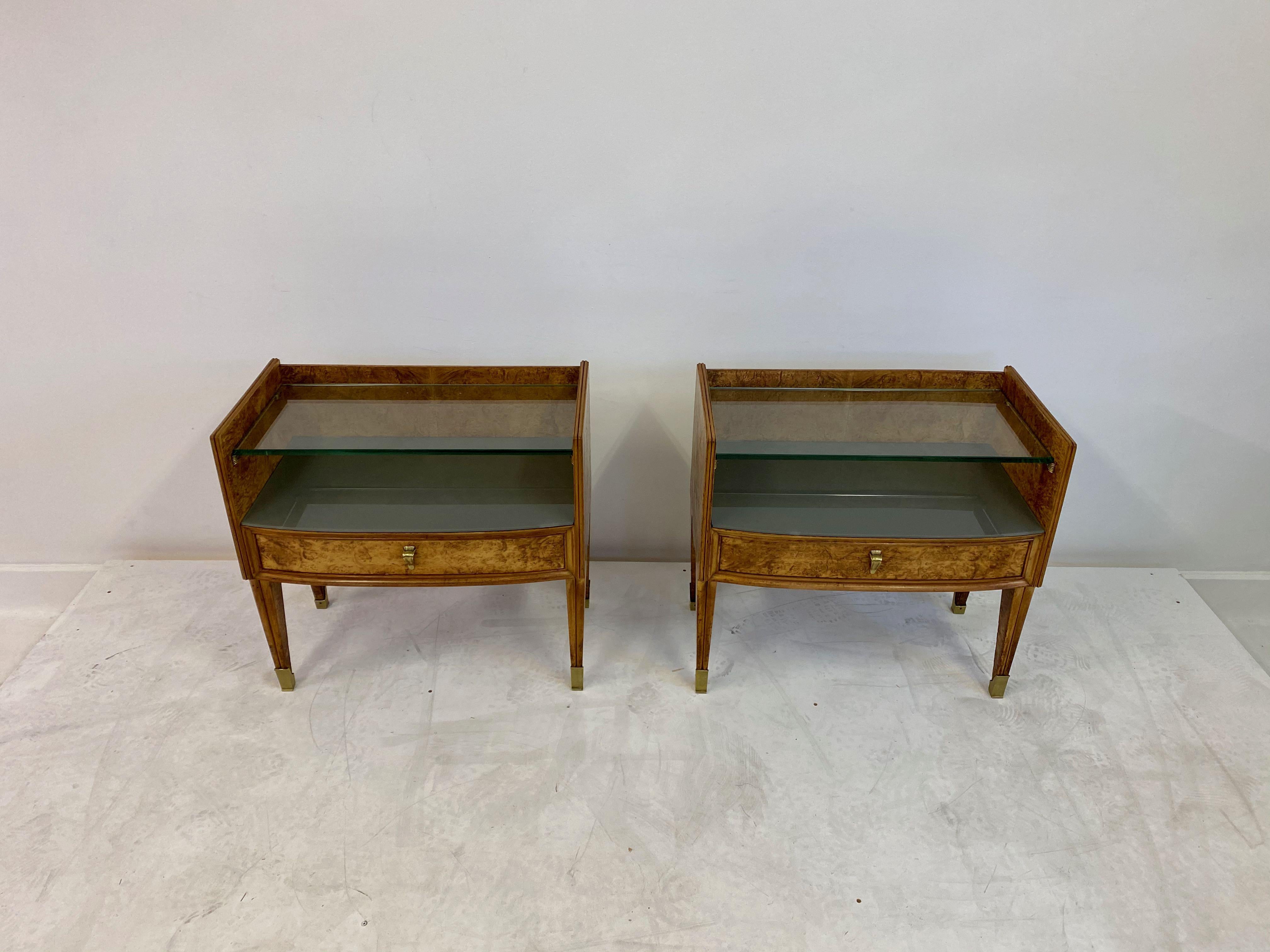 Mid-Century Modern Midcentury Pair of 1950s Italian Bedside Tables in Burl Wood