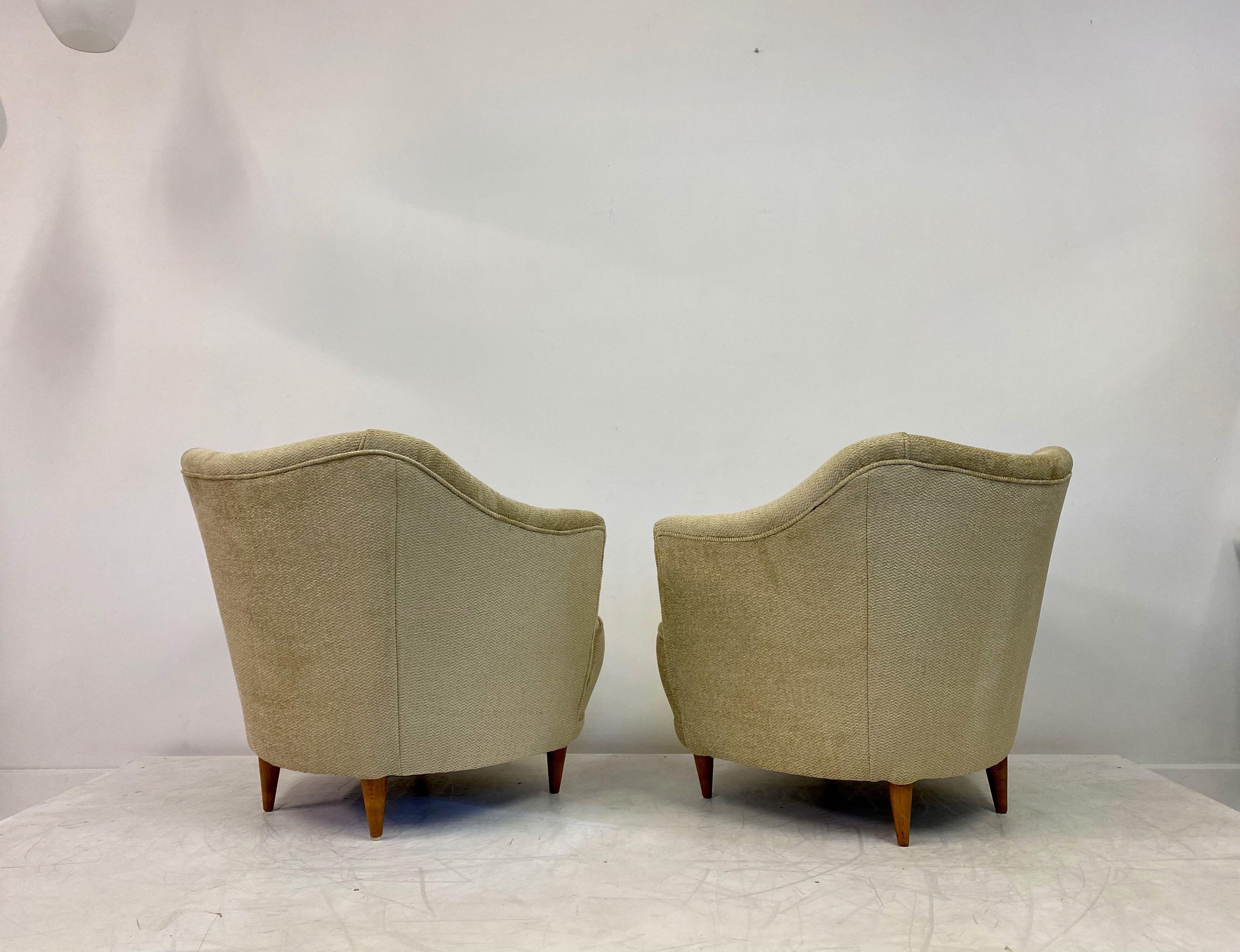 Chenille Midcentury Pair of 1950s Italian Club Armchairs in Beige