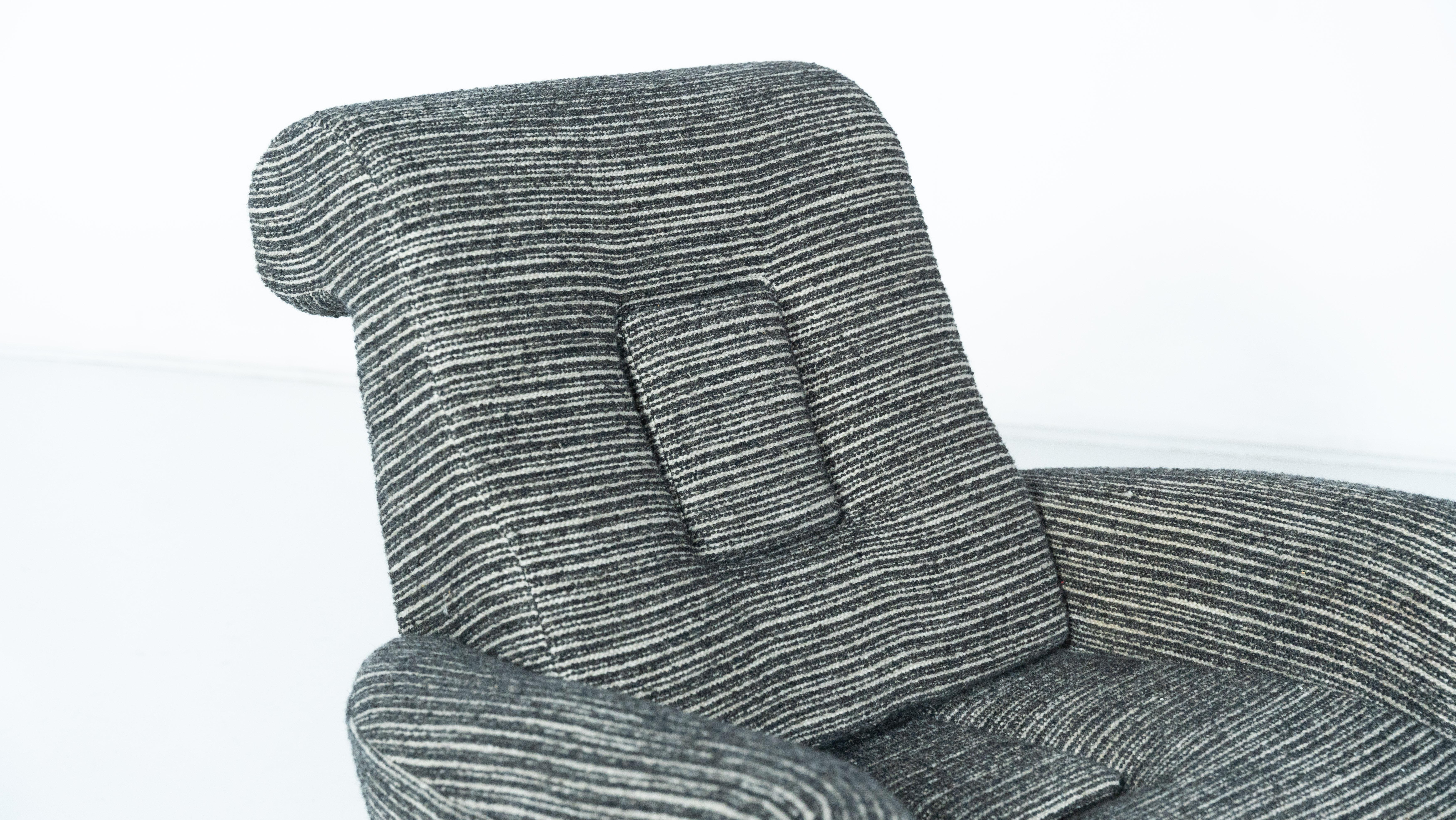 Coppia di poltrone di metà secolo, anni '60 in vendita 9