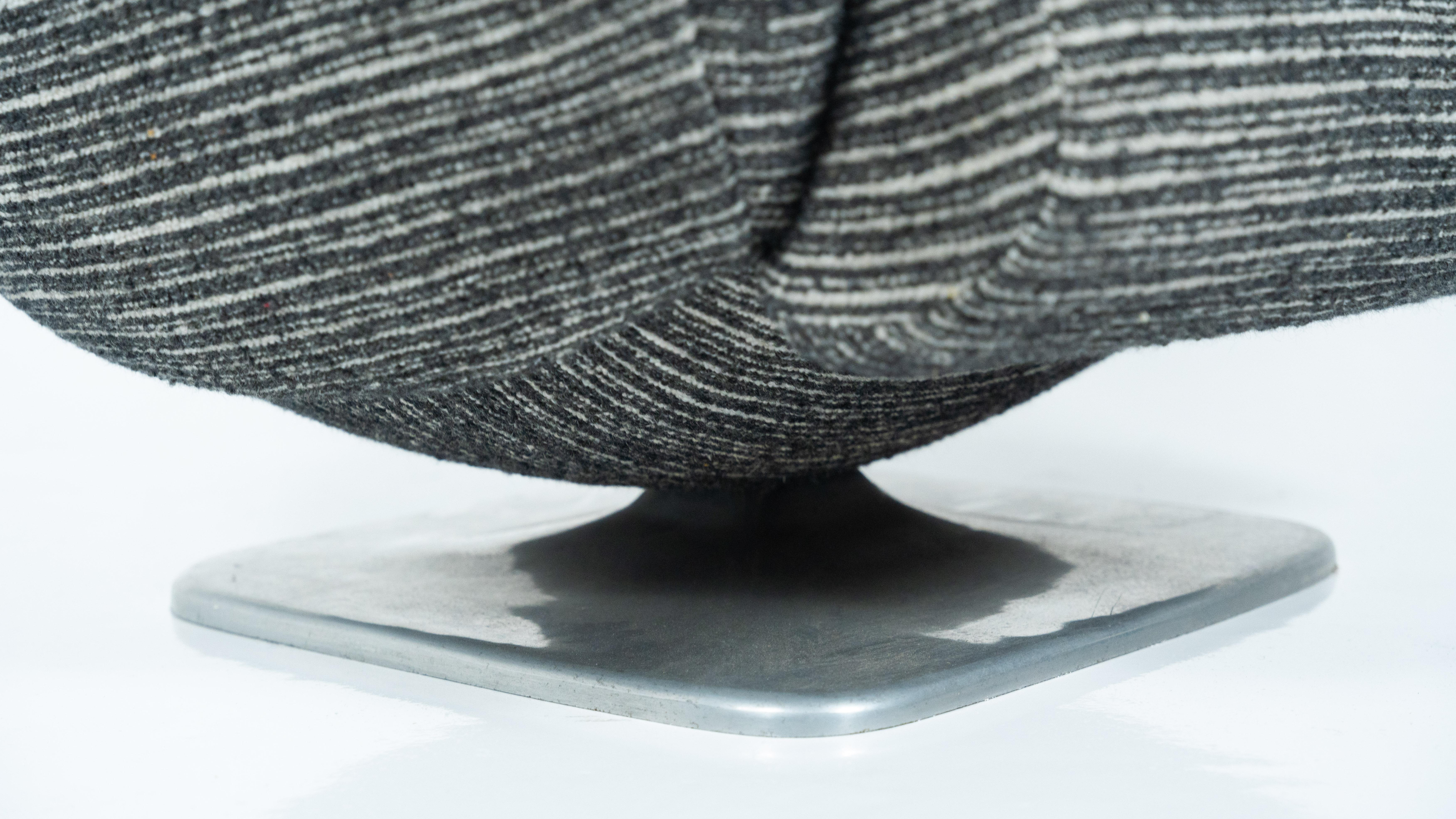 Coppia di poltrone di metà secolo, anni '60 in vendita 10