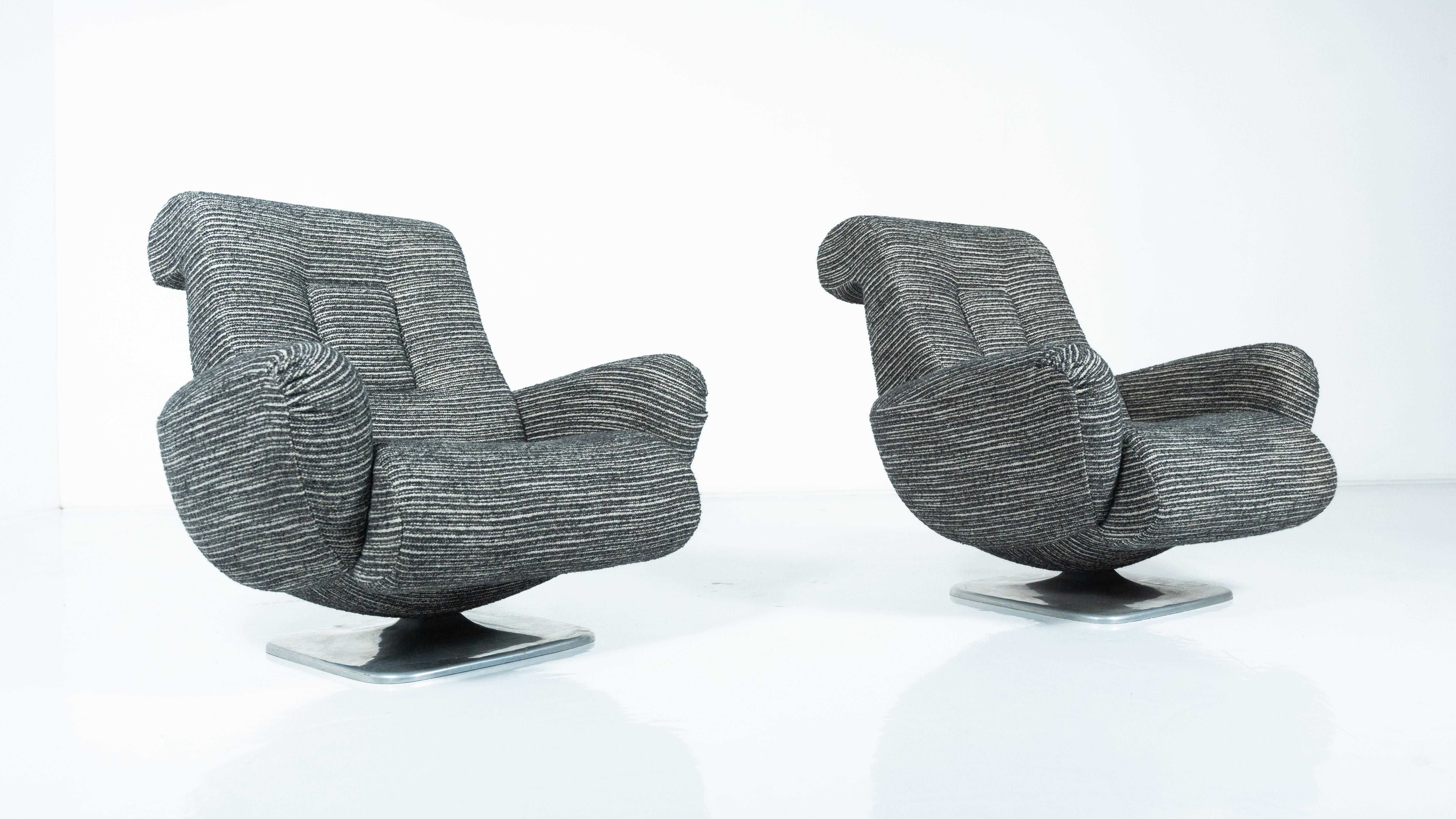 Tessuto Coppia di poltrone di metà secolo, anni '60 in vendita