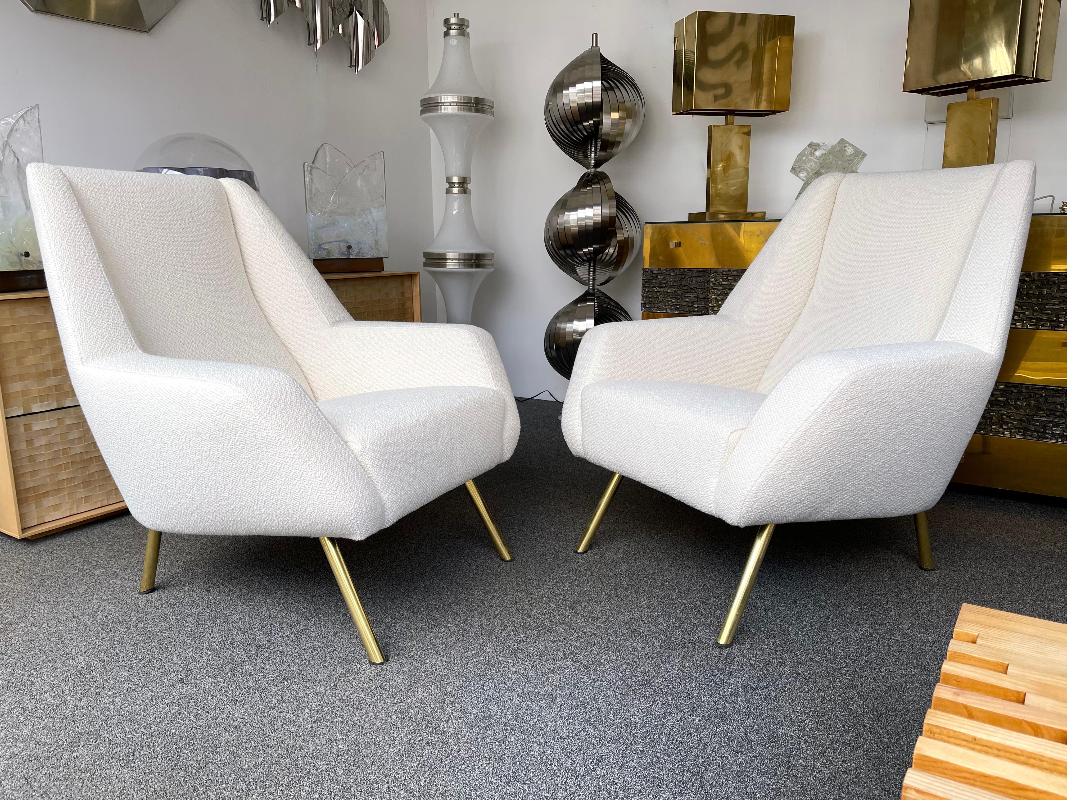 Mid-Century Modern Mid Century Pair of Armchairs Bouclé Fabric Brass by Arflex, Italy, 1960s