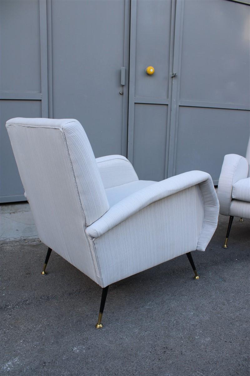 Mid-Century Pair of Armchairs Gigi Radice Ribbed Fabric Brass Feet, 1950s, Italy In Good Condition In Palermo, Sicily