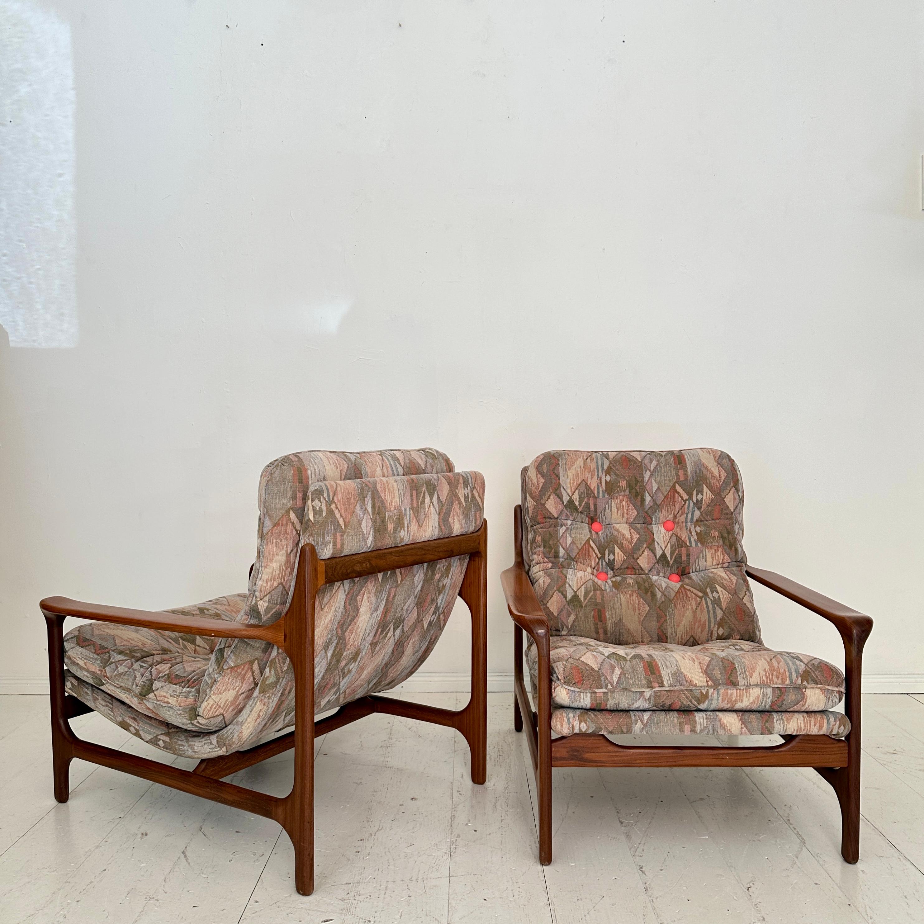 Tappezzeria Coppia di poltrone di metà secolo in teak nello stile di Eugen Schmidt, 1960 circa in vendita
