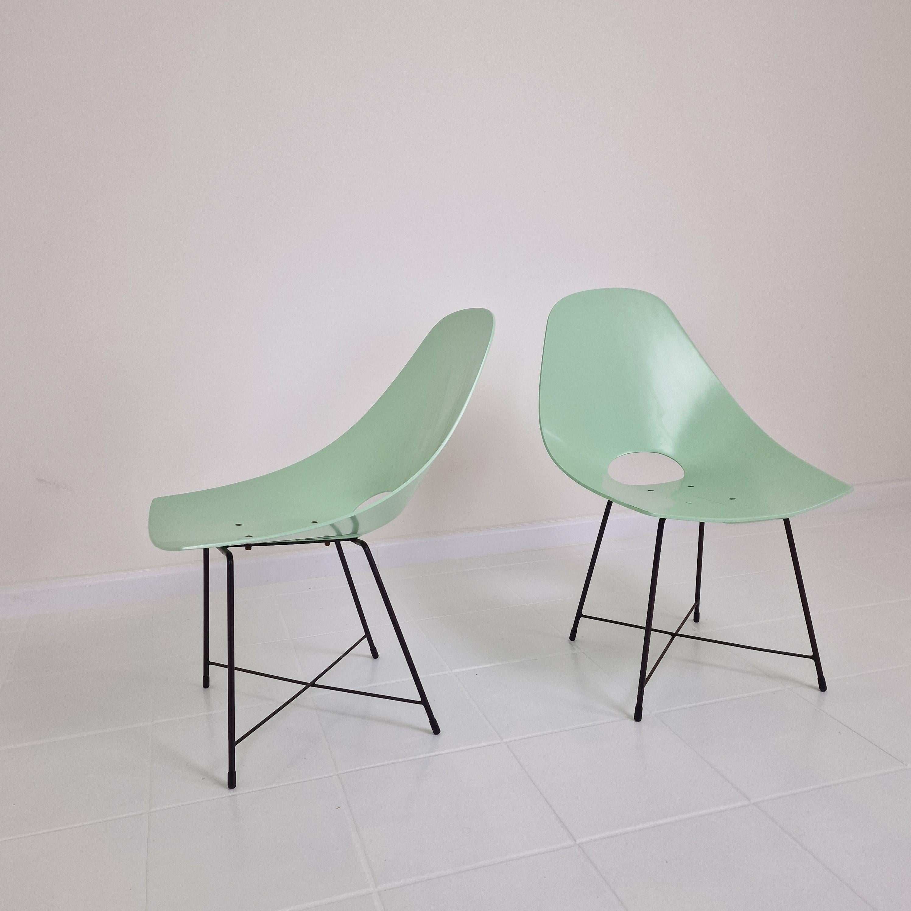 Italian Mid Century Pair of Augusto Bozzi Chairs for Saporiti, Italy 1950's For Sale